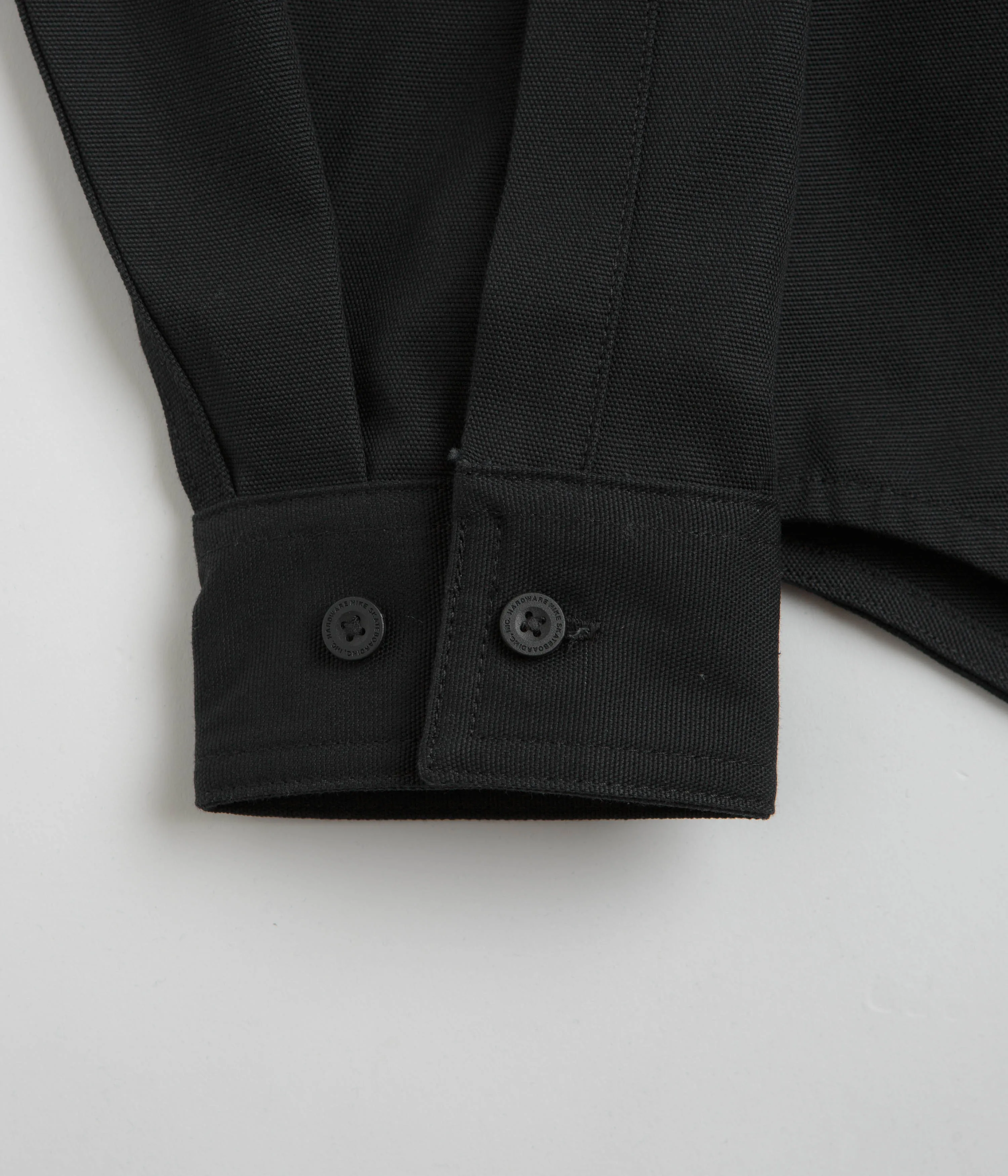 Nike SB New Essential Woven Shirt - Black / White Boho chic Unique Design