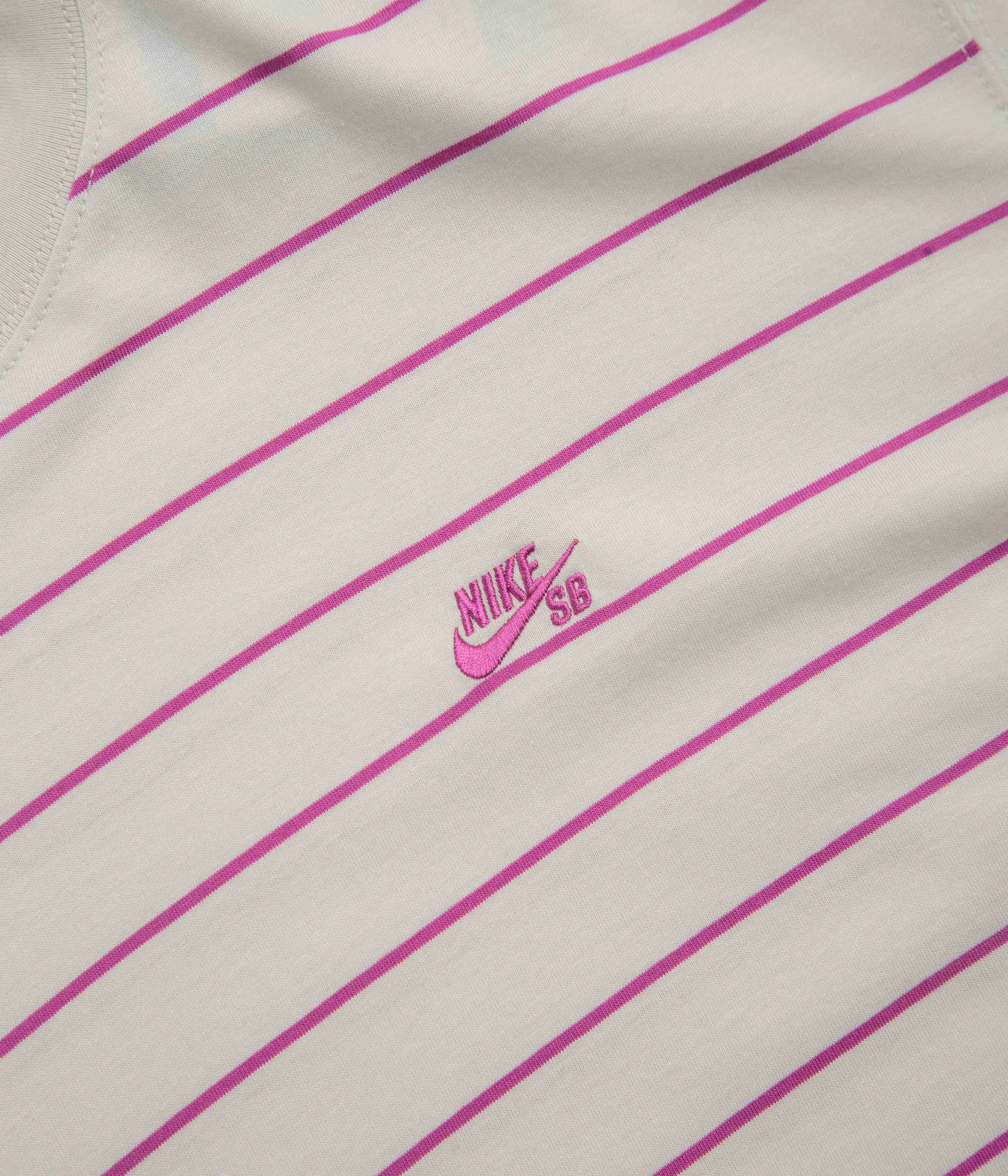 blended fabric family event Nike SB Striped T-Shirt - Light Bone