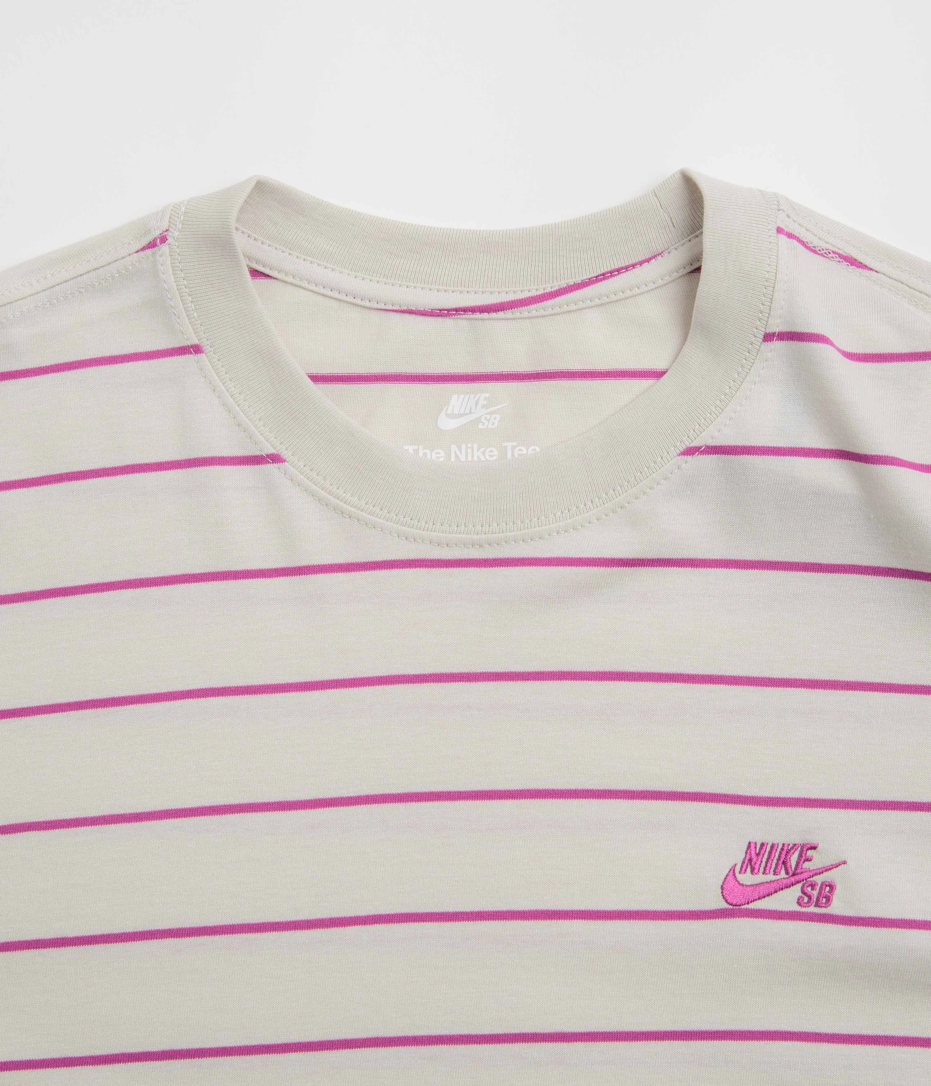 Nike SB Striped T-Shirt - Light Bone Fashion Design spring outfit