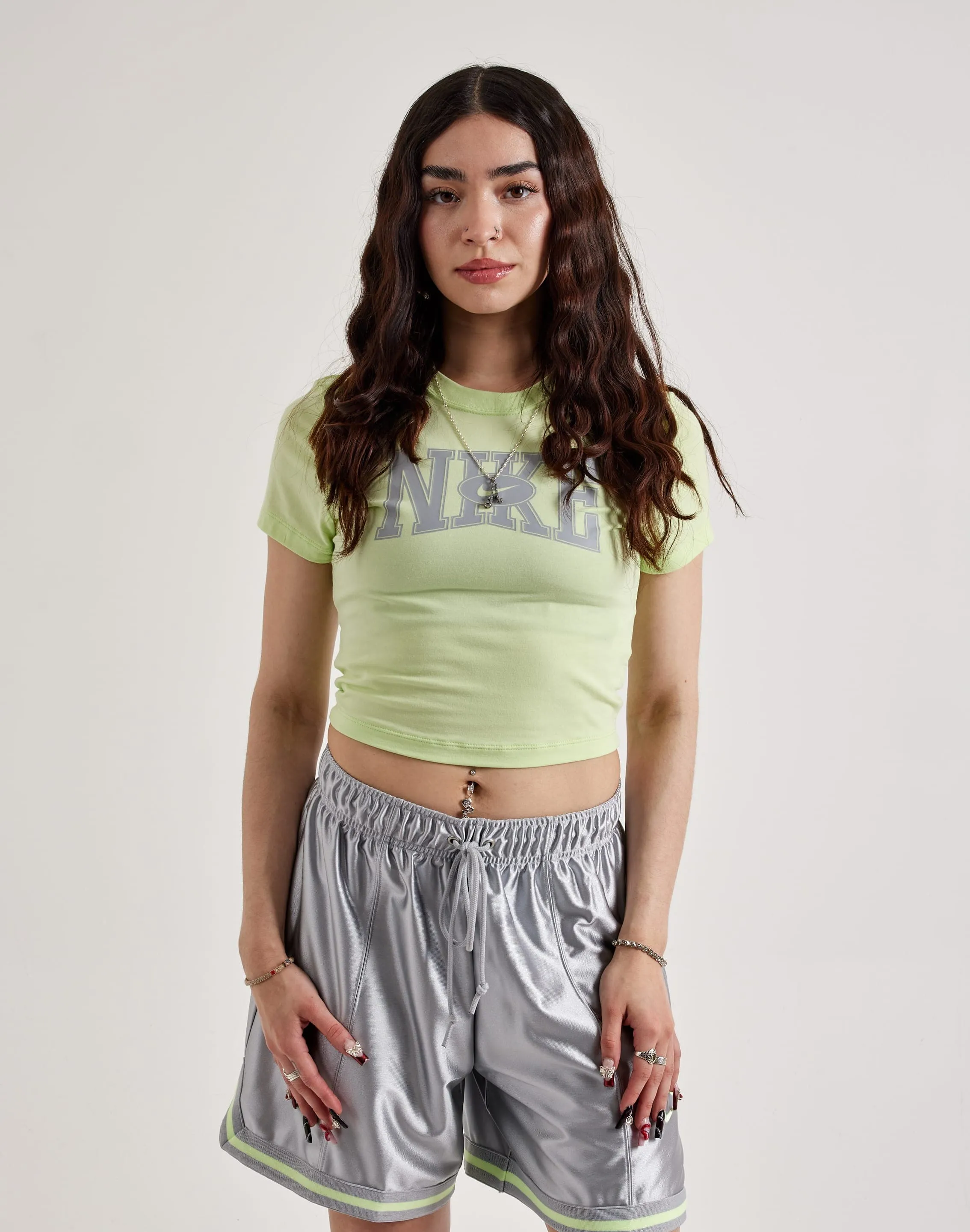 Nike Slim Cropped Tee Suburb Ease