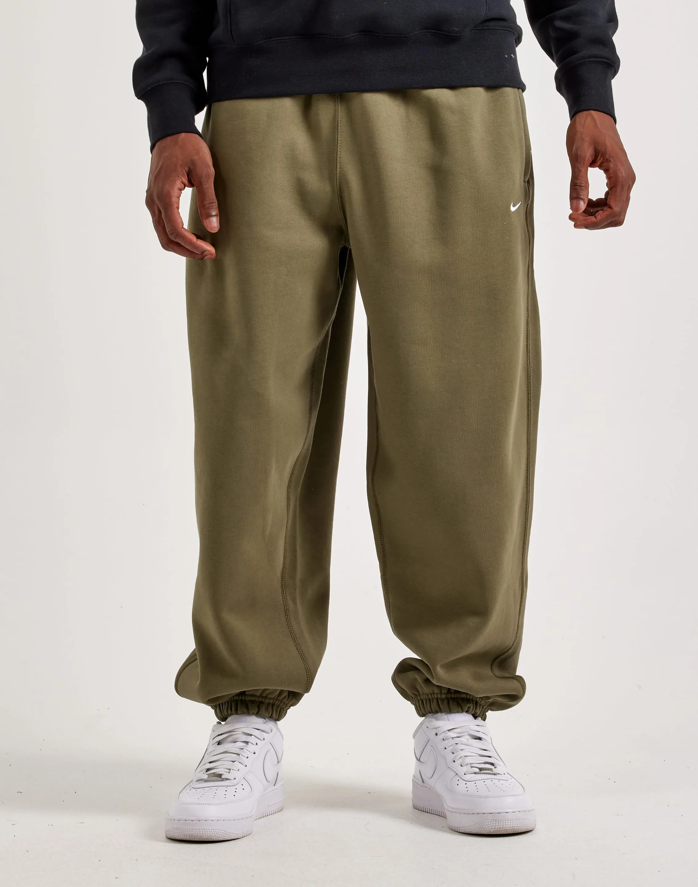Global Glow HypoallergenicMaterial Nike Solo Swoosh Fleece Pants