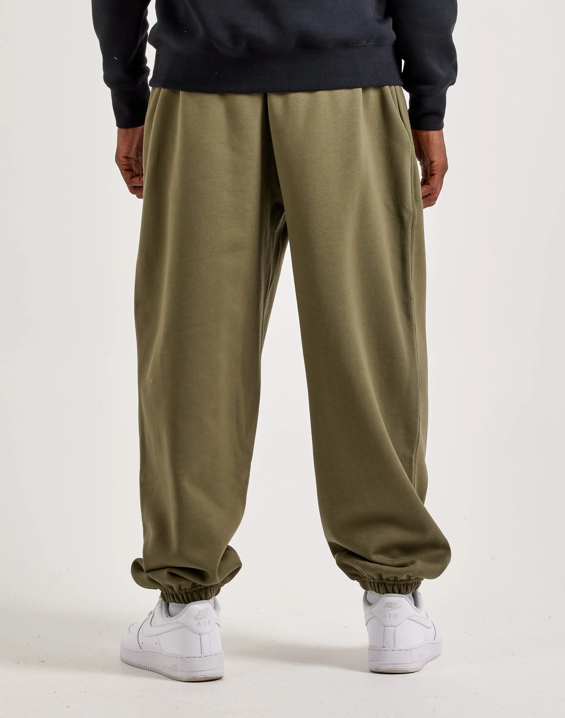 Nike Solo Swoosh Fleece Pants BalancedDrape Luxury Mood