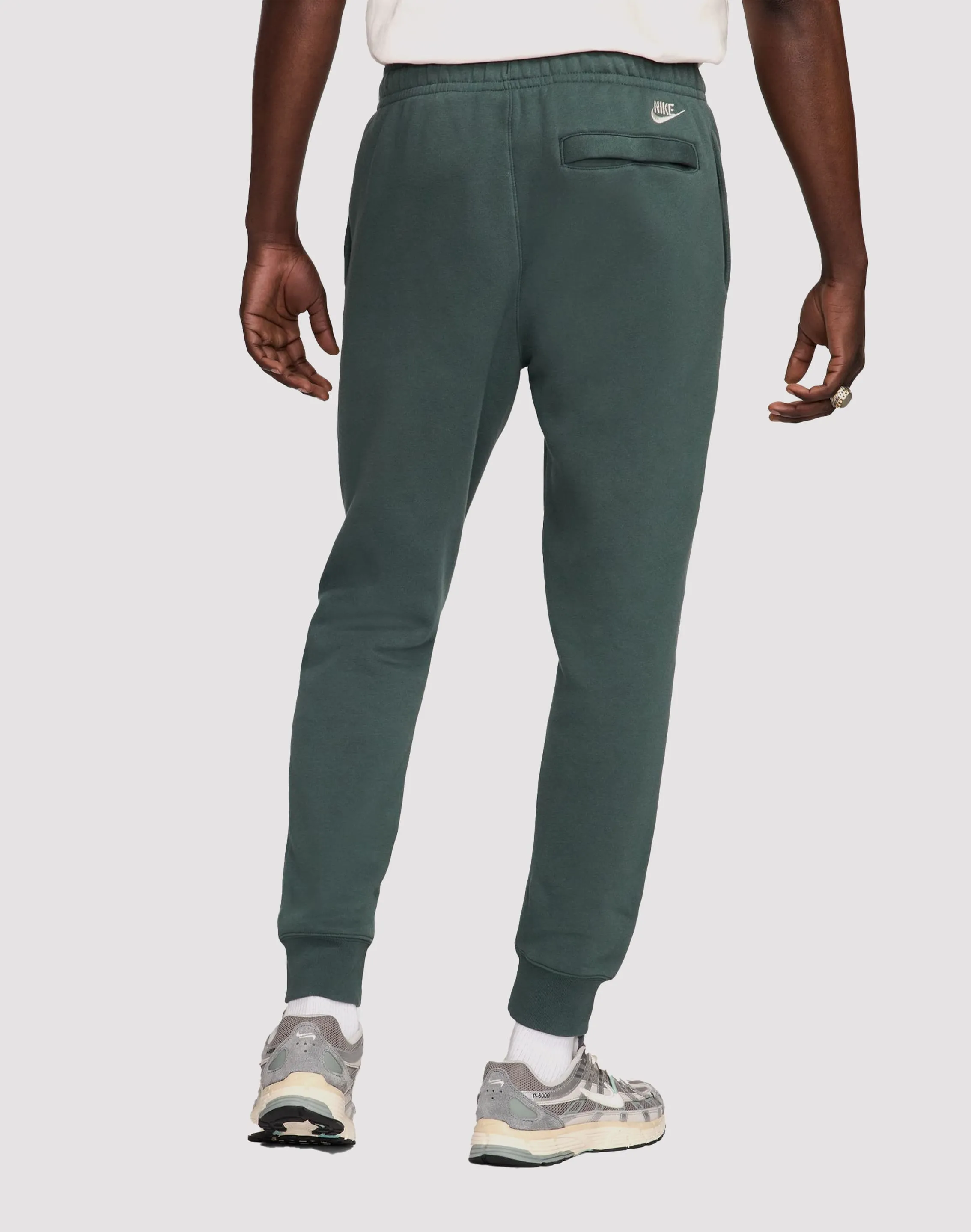 TemperatureRegulating Royal Charm Nike Sportswear Club Fleece Joggers