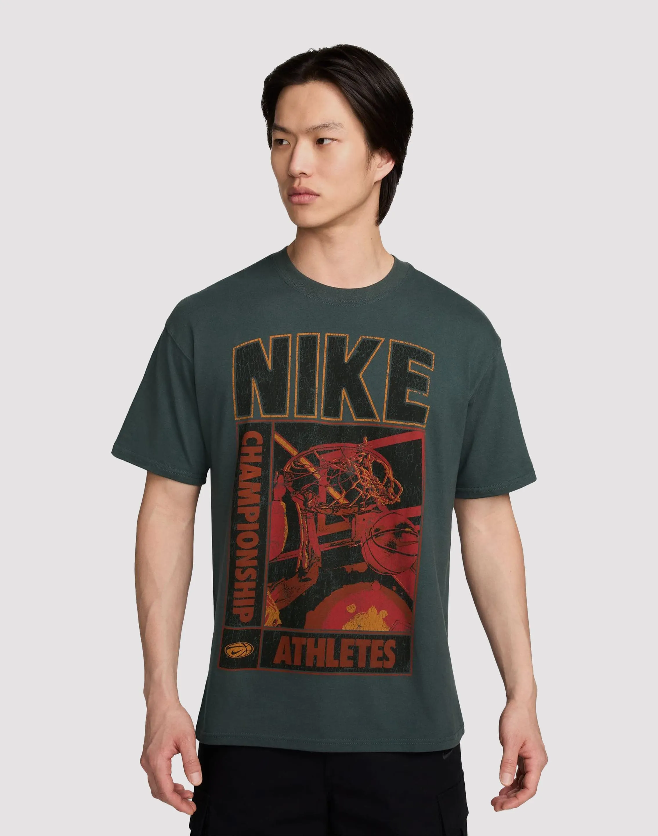 Polish Glow clean look Nike Sportswear Max90 Champs Tee