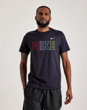 Nike Sportswear Tee WrinkleFree Material