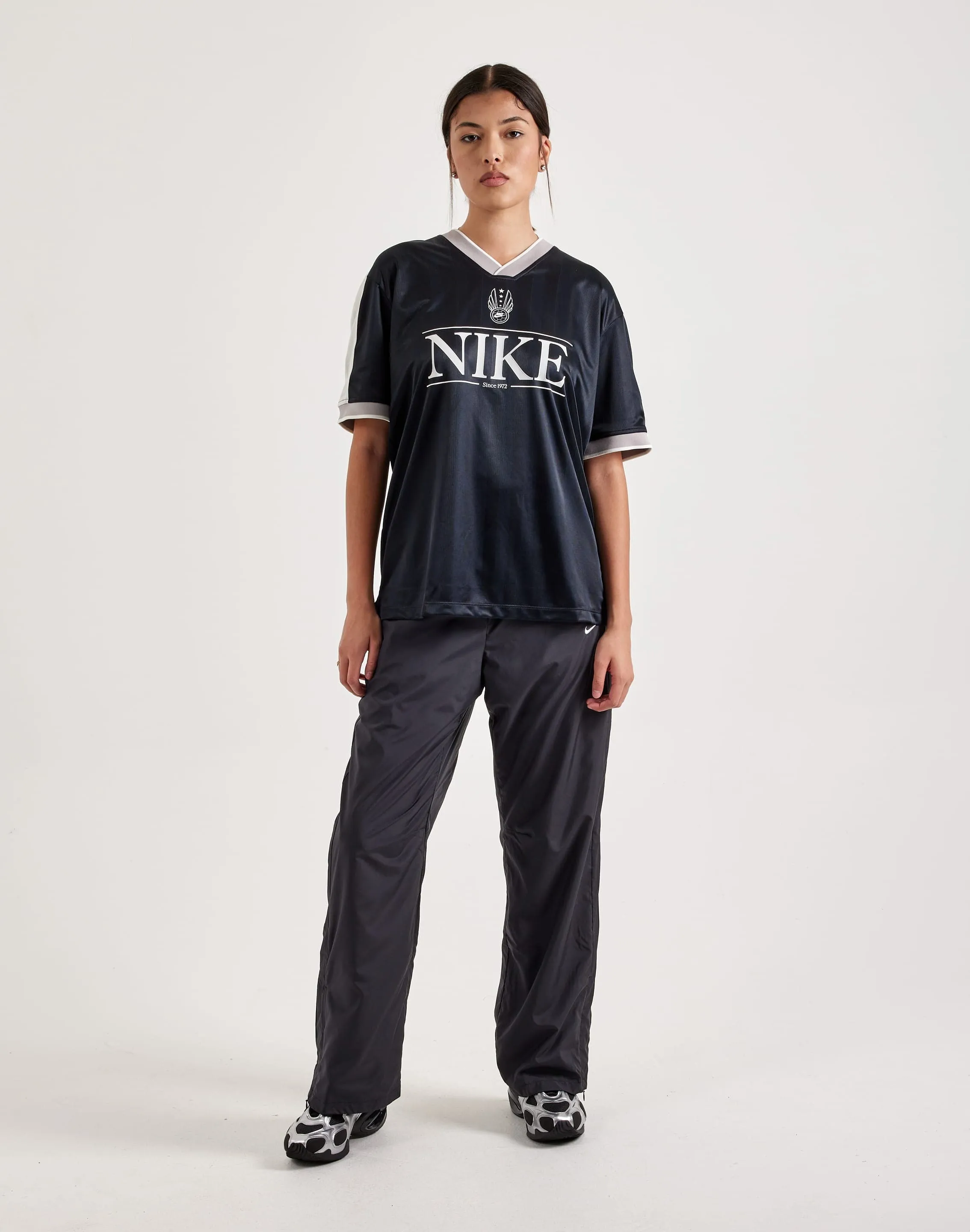 OdorControl Technology Leather Core Nike Sportswear V-Neck Jersey Top