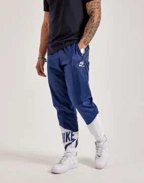 Date Vibe Nike Sportswear Woven Graphic Pants