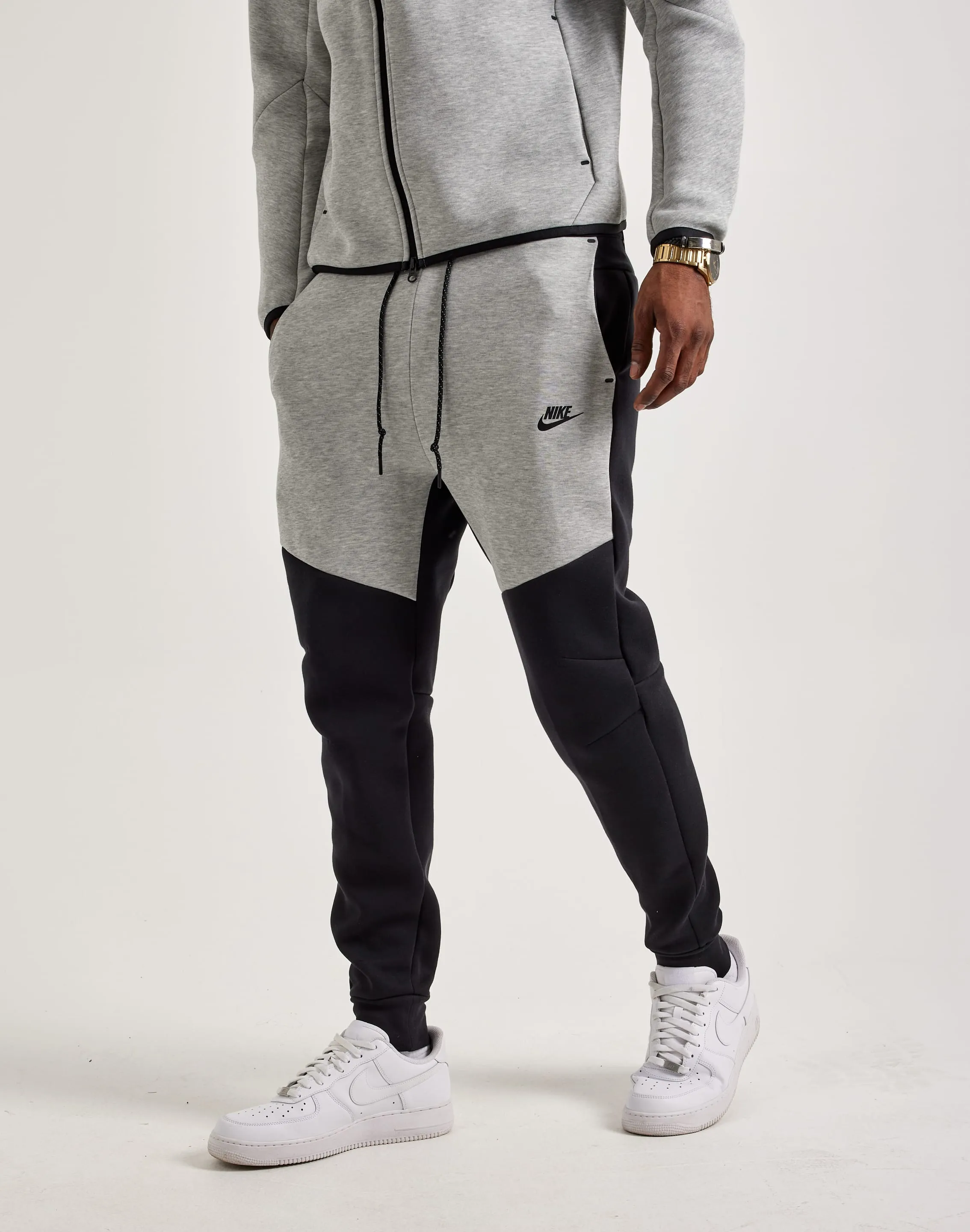 Pure Cotton VentilatedMesh Nike Tech Fleece Joggers