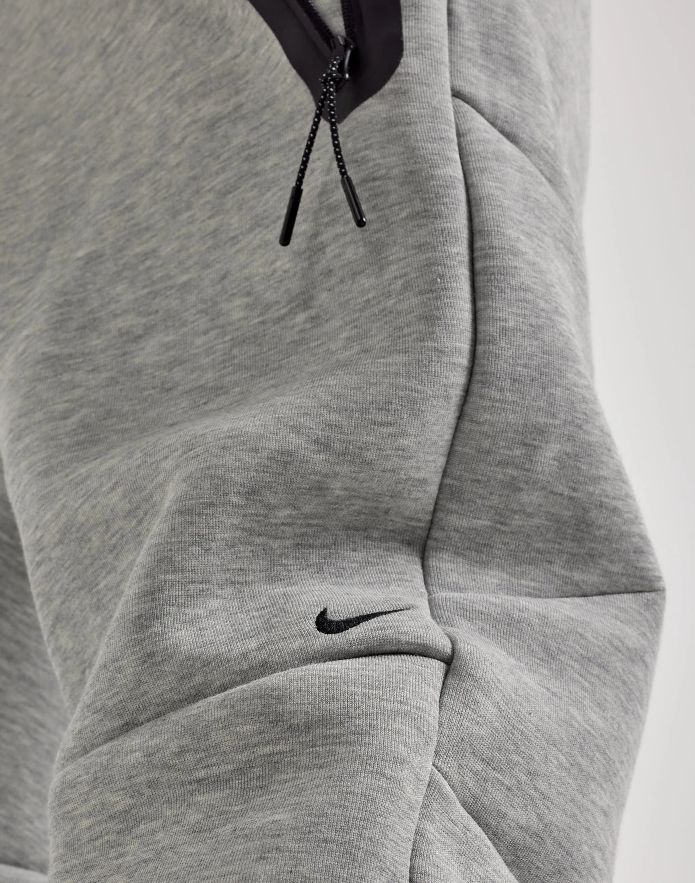 Nike Tech Fleece Joggers Seamless Sleeve Construction SeamlessTransition