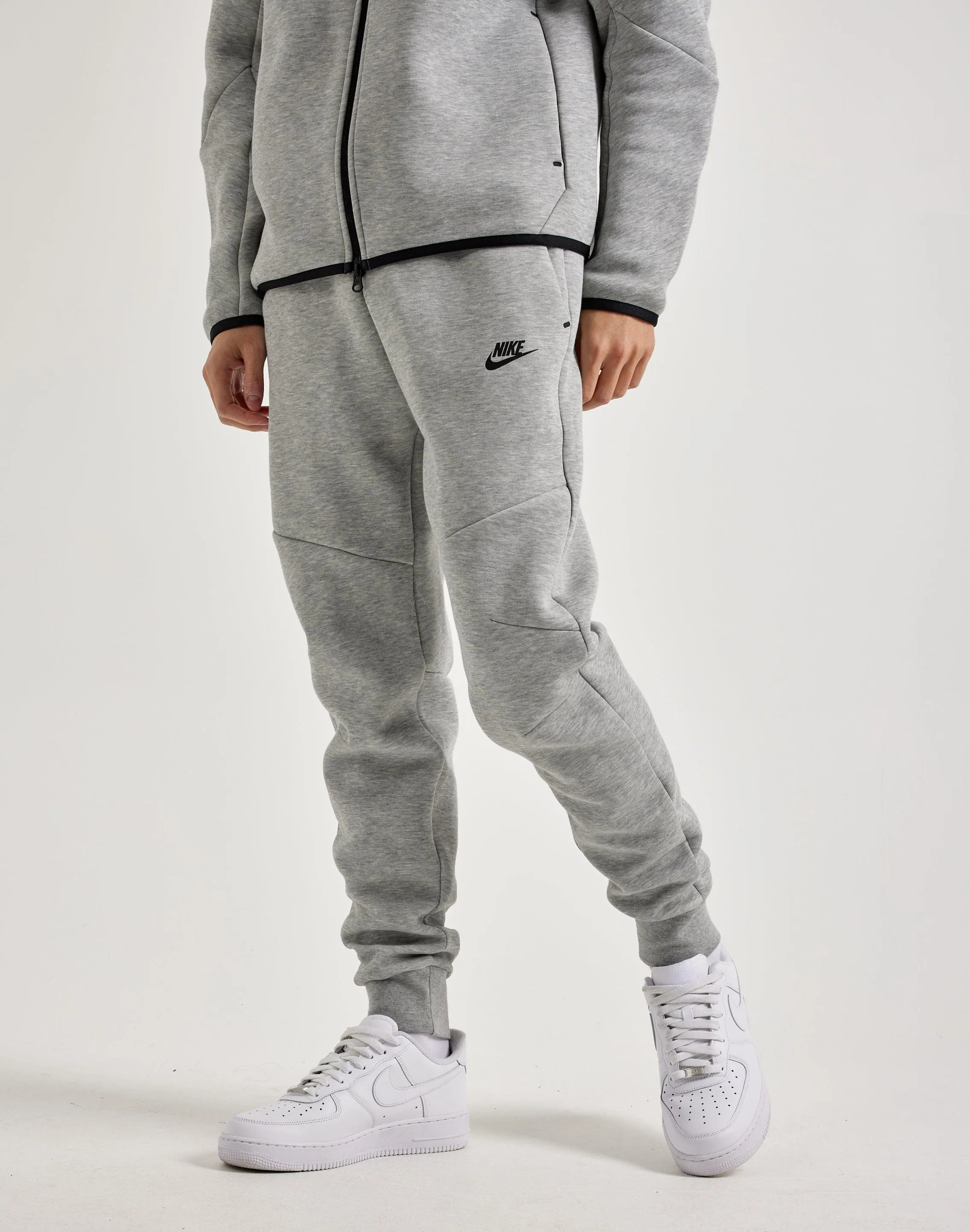 SnagResistant Weave Nike Tech Fleece Joggers