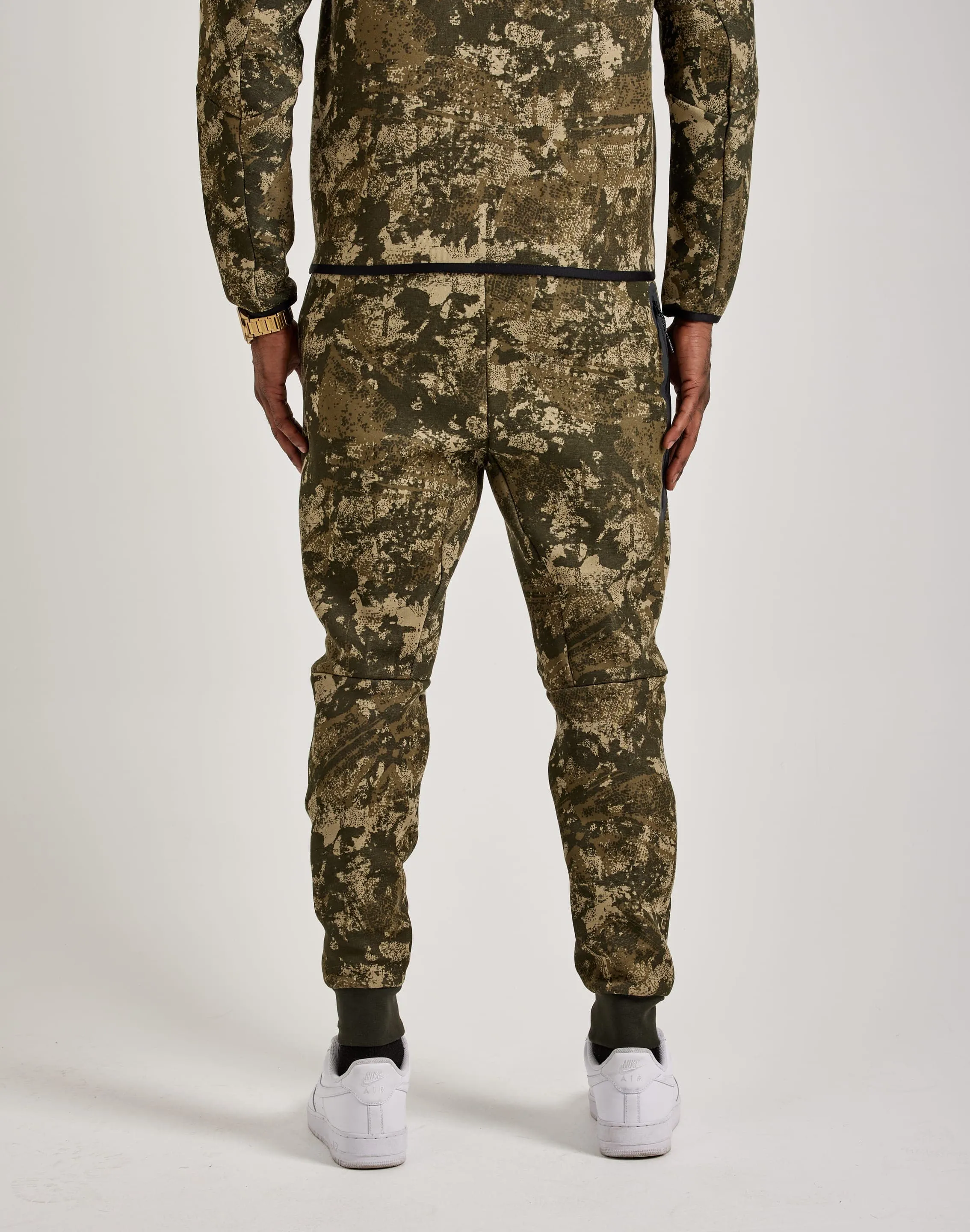Nike Tech Fleece Joggers HighNeckStyle