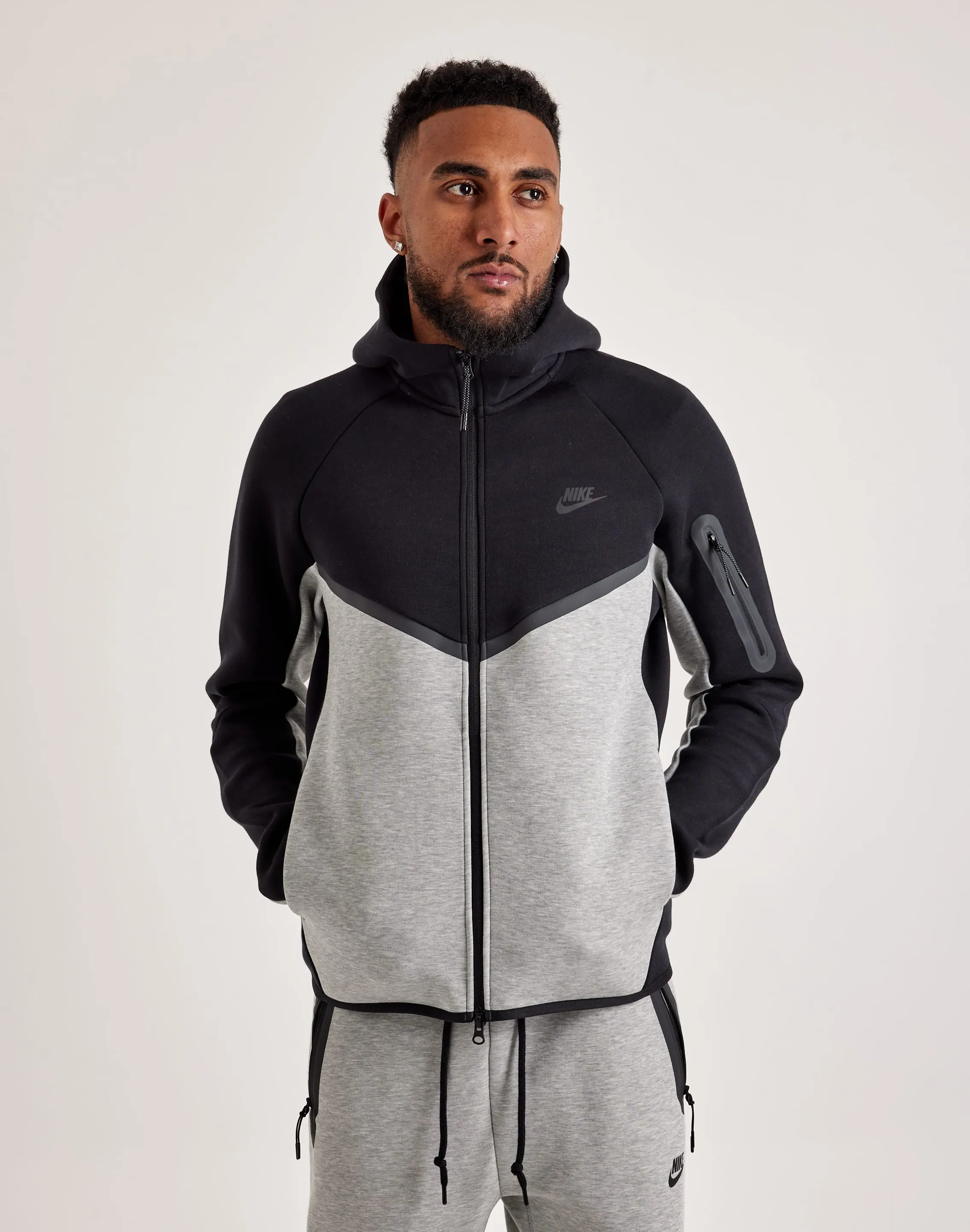 Street Icon Nike Tech Fleece Windrunner Full-Zip Hoodie