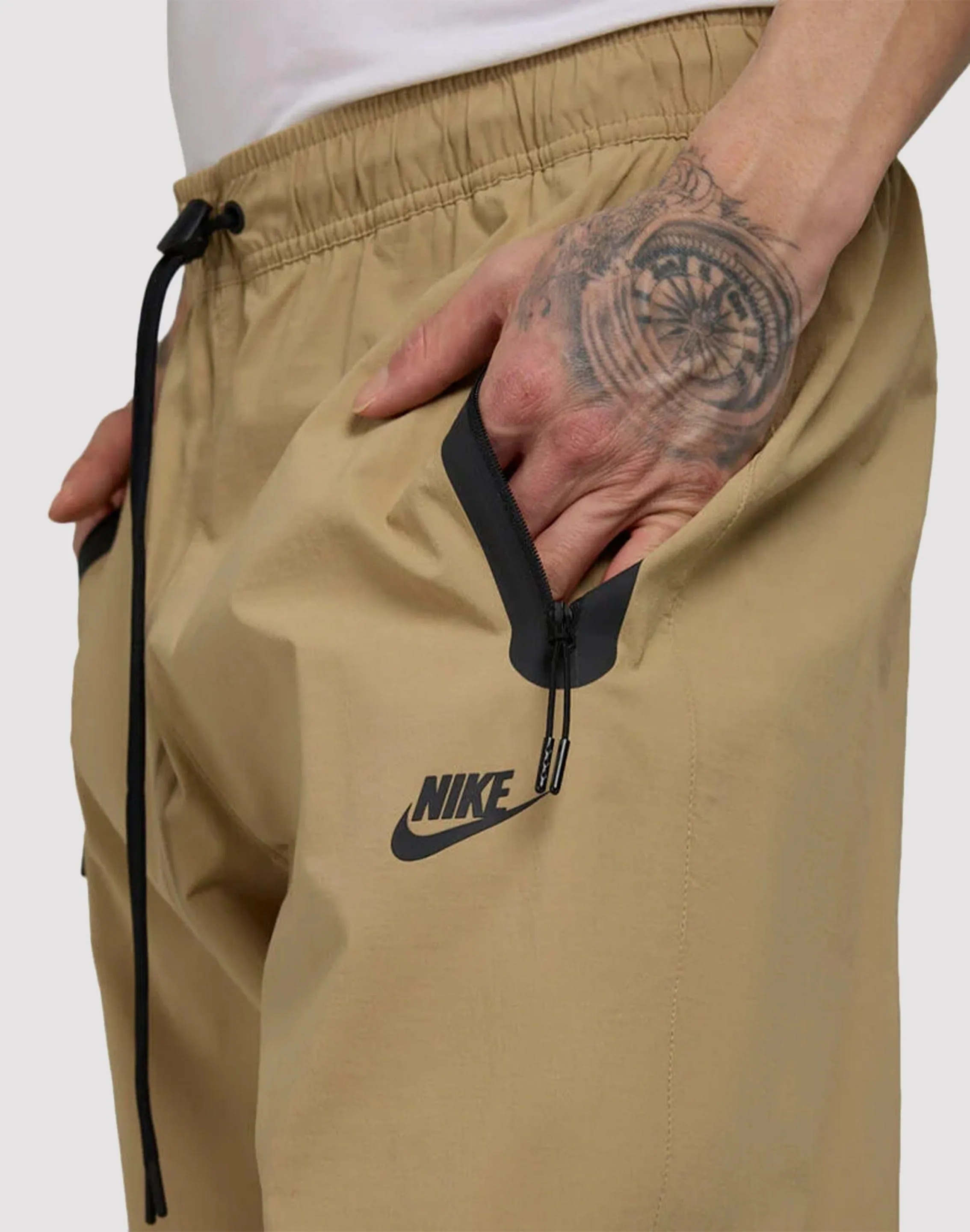 Screen Core Antibacterial Treatment Nike Tech Woven Pants