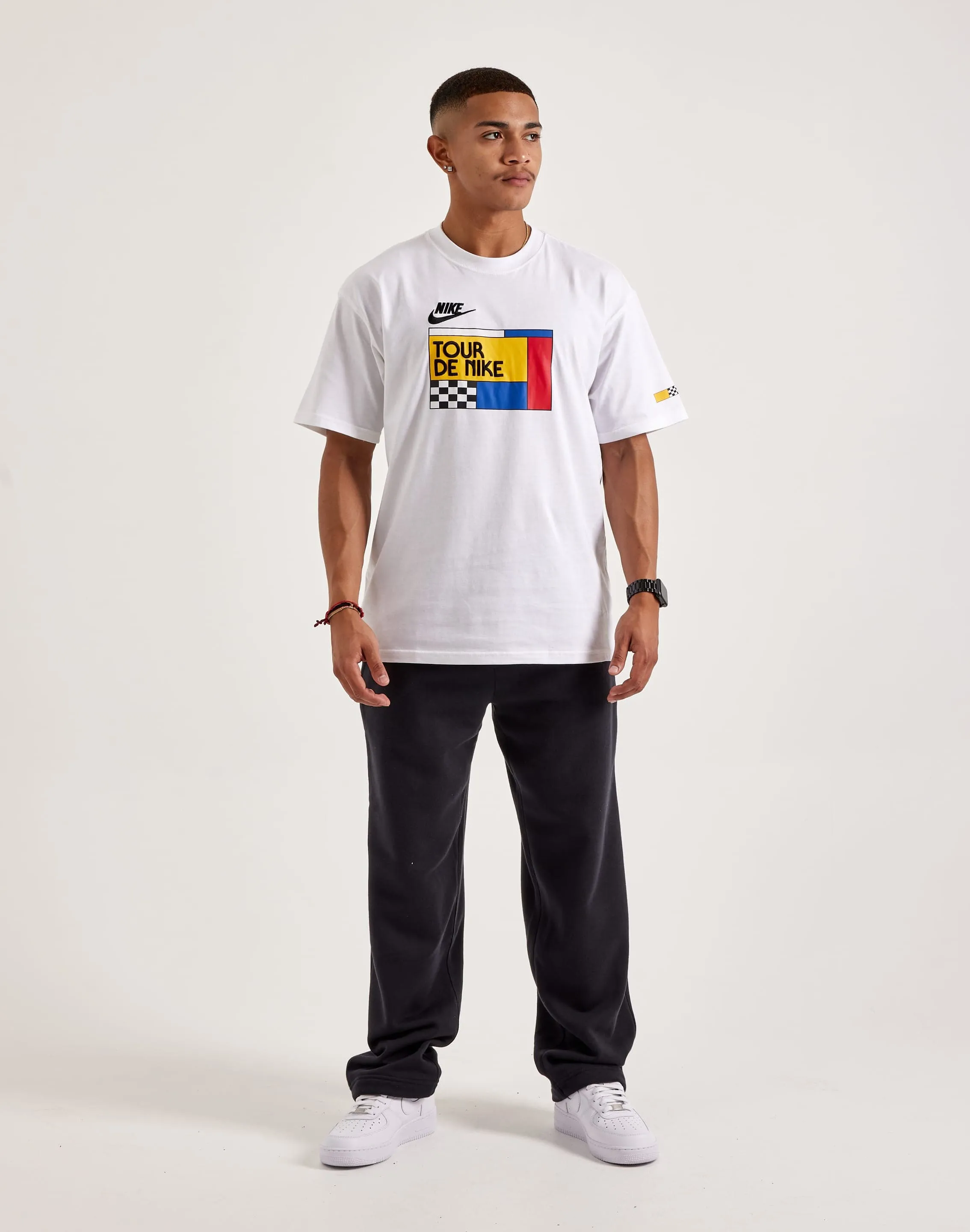 Saga Vibe Nike Tour De Nike Tee
