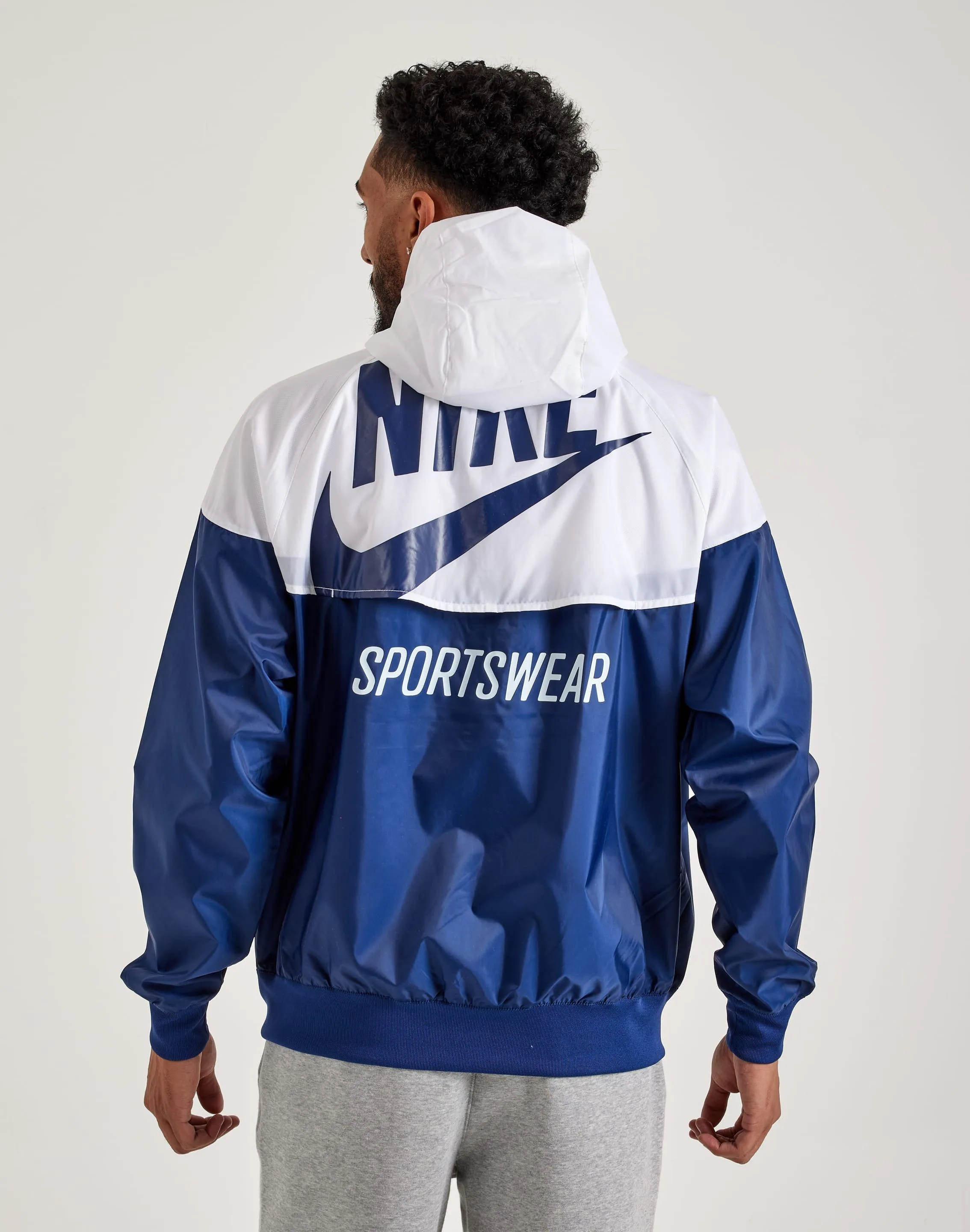 Chic Fit Zoom Proper Nike  Windrunner Woven Linen Jacket