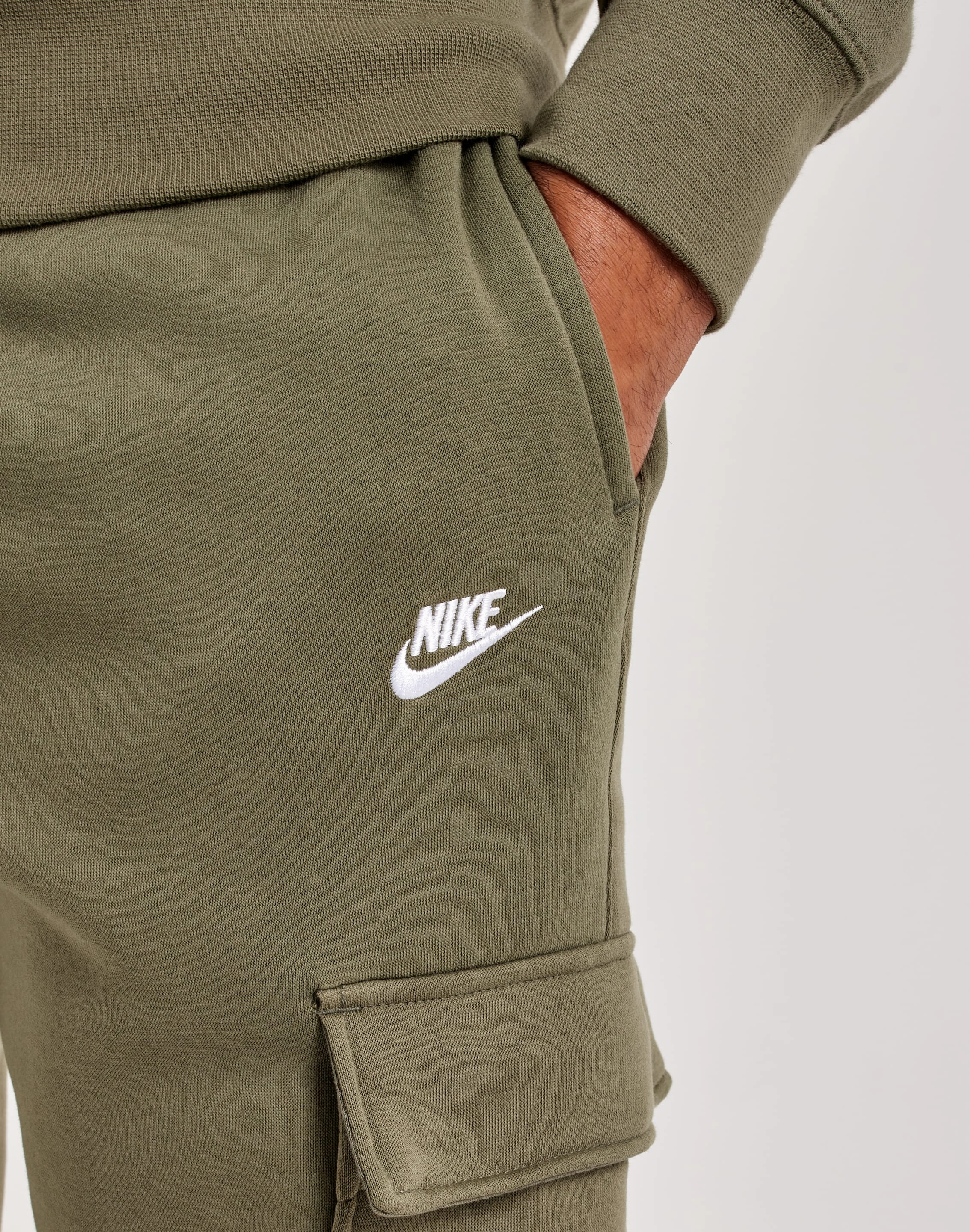 Nike Club Fleece Cargo Pants AntiPillingCloth