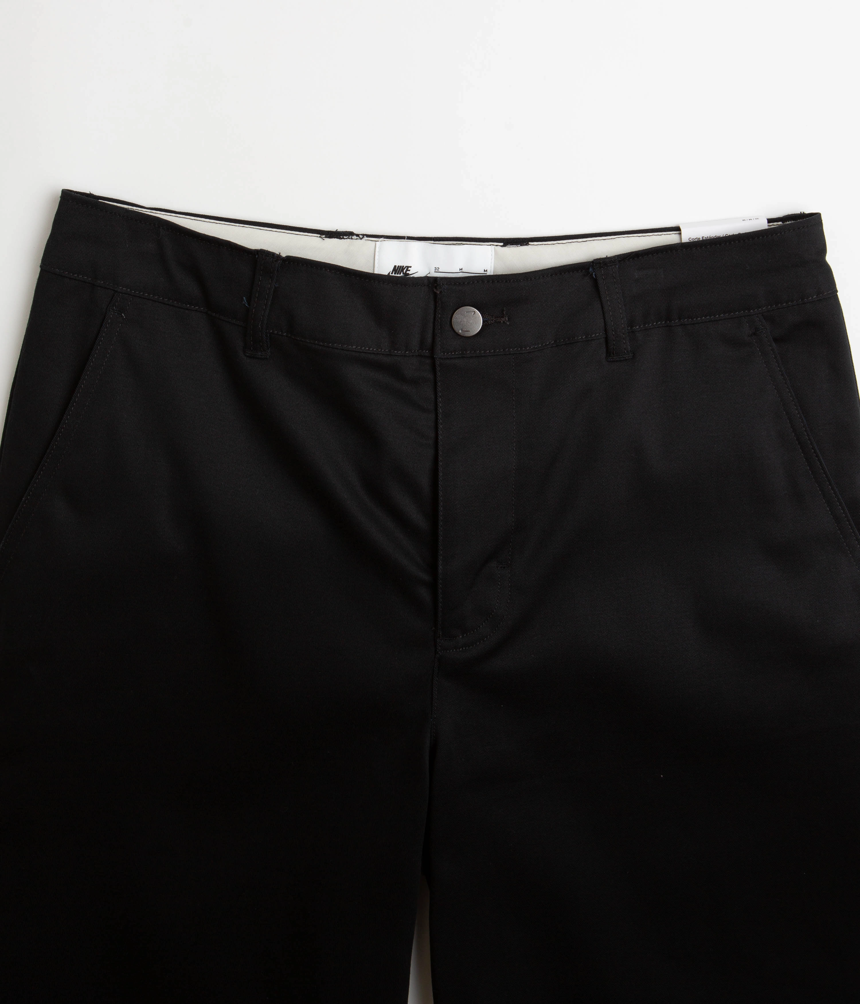 Stretch Fit Modular Storage Design Nike SB El Chino Shorts - Black