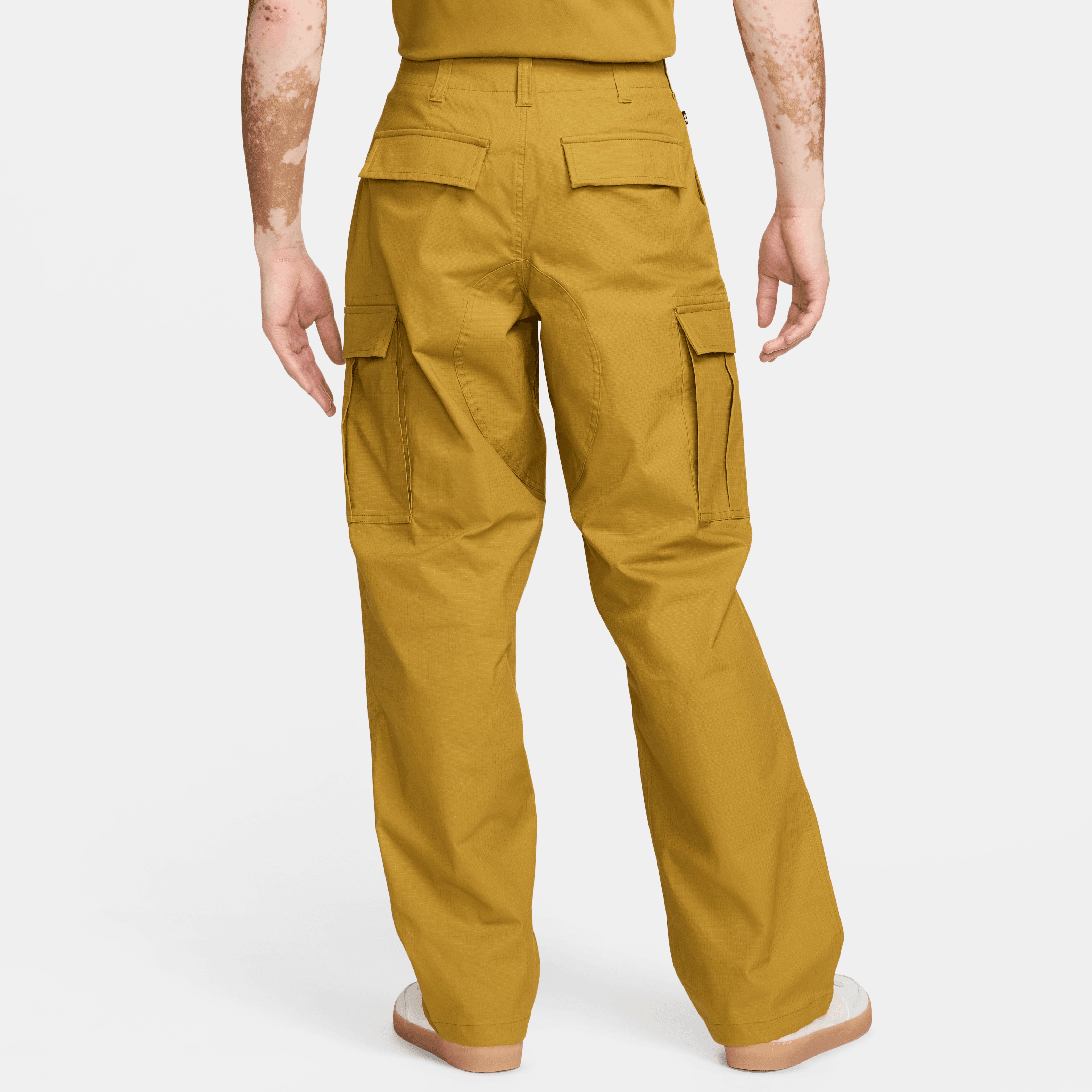 Timeless Look Nike SB Kearny Cargo Pant