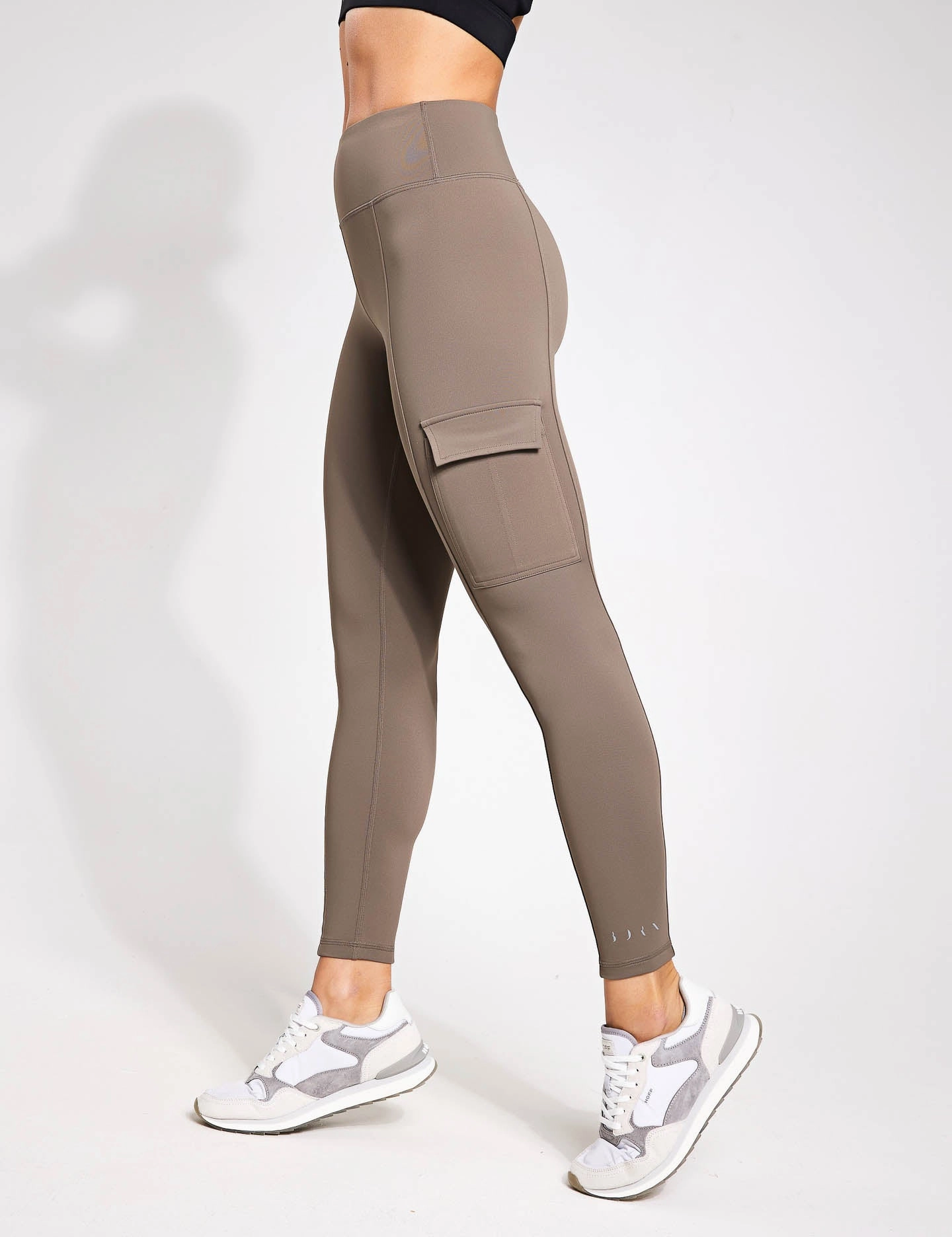 Cargo Legging - Walnut Travel Enthusiast Squat Proof Shaping Contour Lines