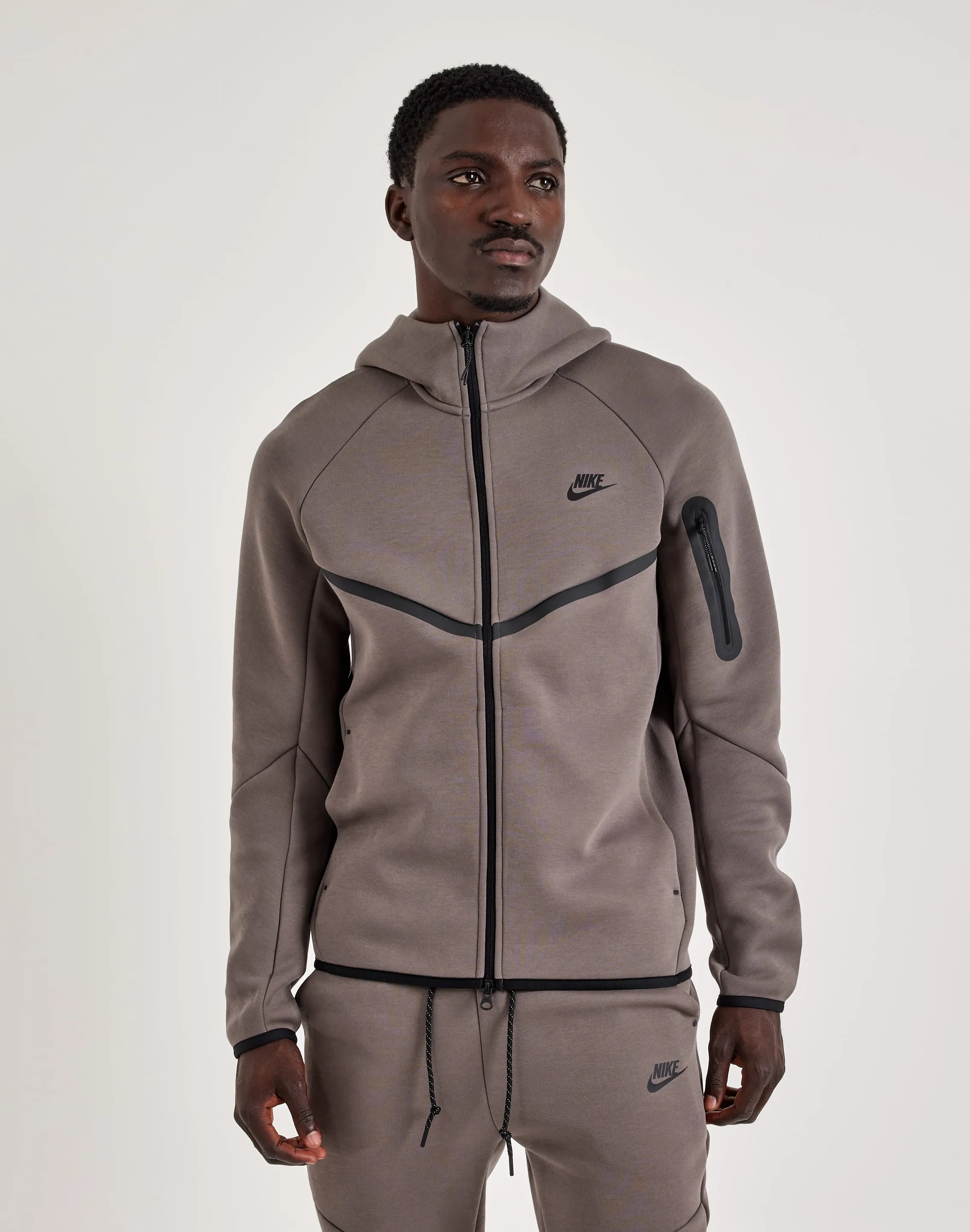 Still Soul Nike Tech Fleece Windrunner Full-Zip Hoodie
