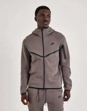 Still Soul Nike Tech Fleece Windrunner Full-Zip Hoodie