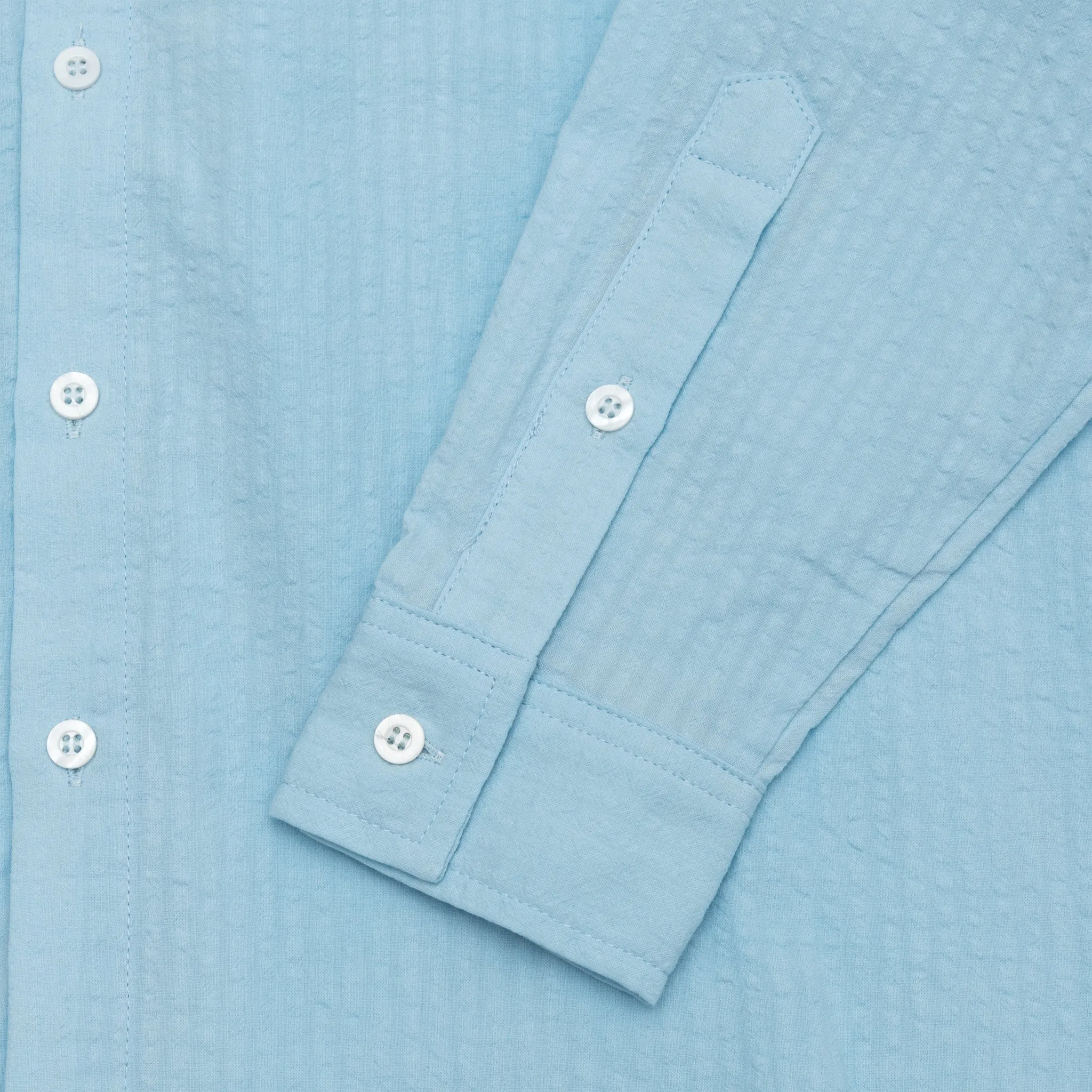 SIMPLE STITCH SEERSUCKER SHIRT Eco Friendly Dye Professional Look