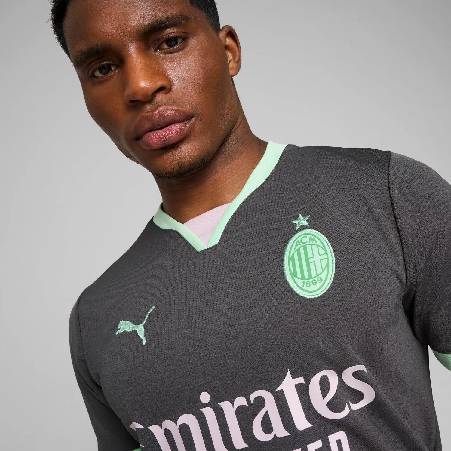 Cool Frame Modern Chic AC Milan Replica 3rd Jersey - Mens