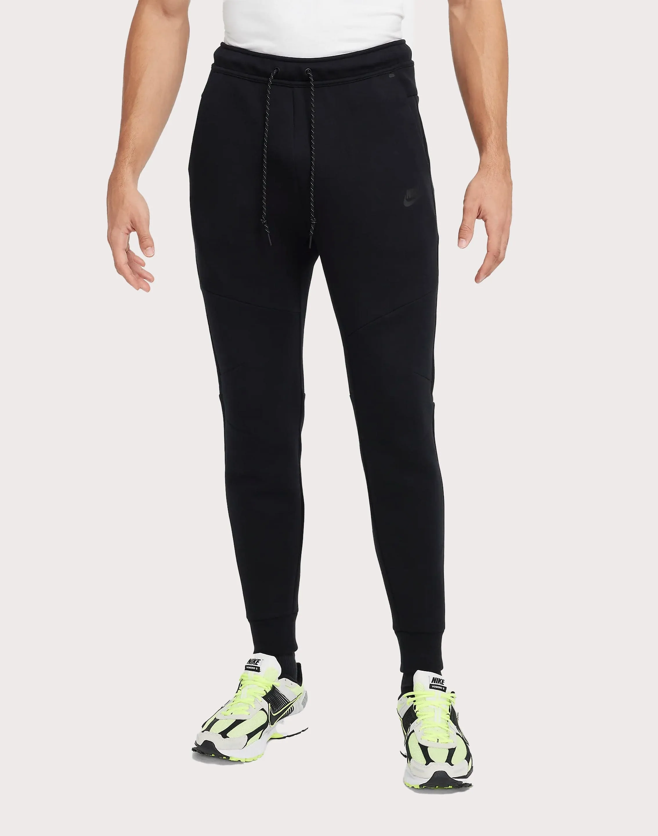 Nike Tech Fleece Joggers QuickDryDesign Urban Flow