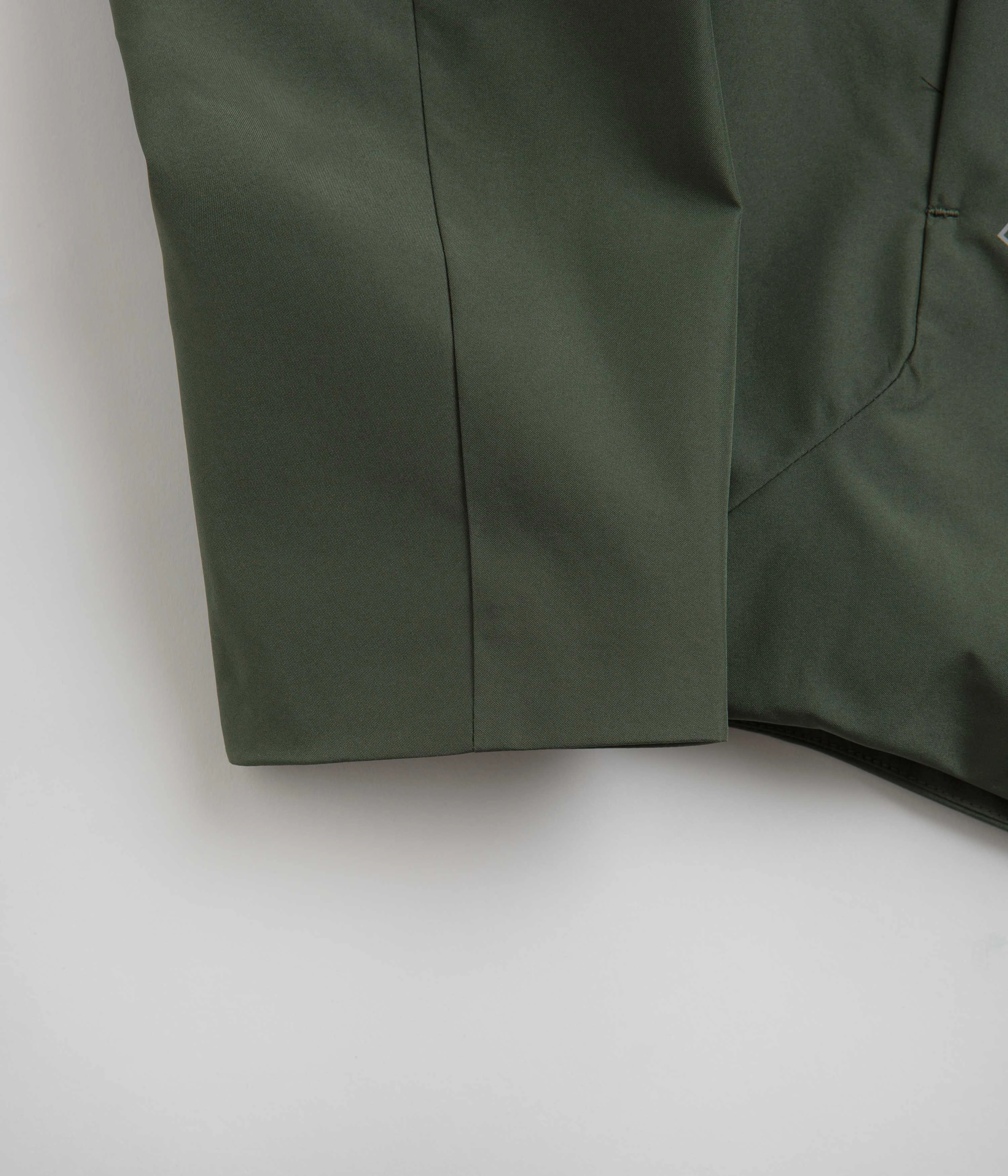 Rugged Protection Flexible Seams Norse Projects Jens Gore-Tex Infinium Insulated Shirt Jacket - Spruce Green