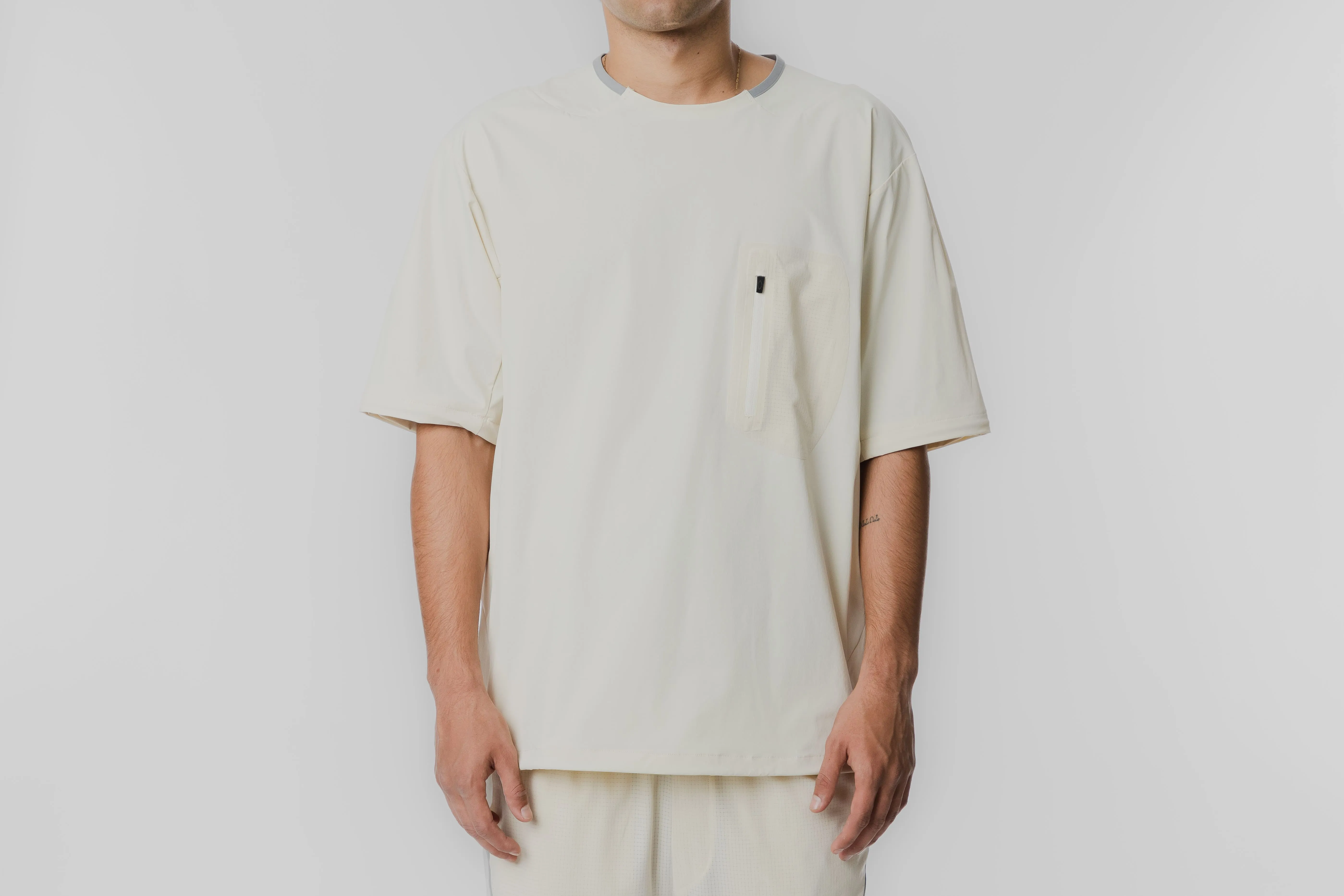 Oakley Latitude Flight Convert Shell Tee Regular Fit Relaxed Hoodie