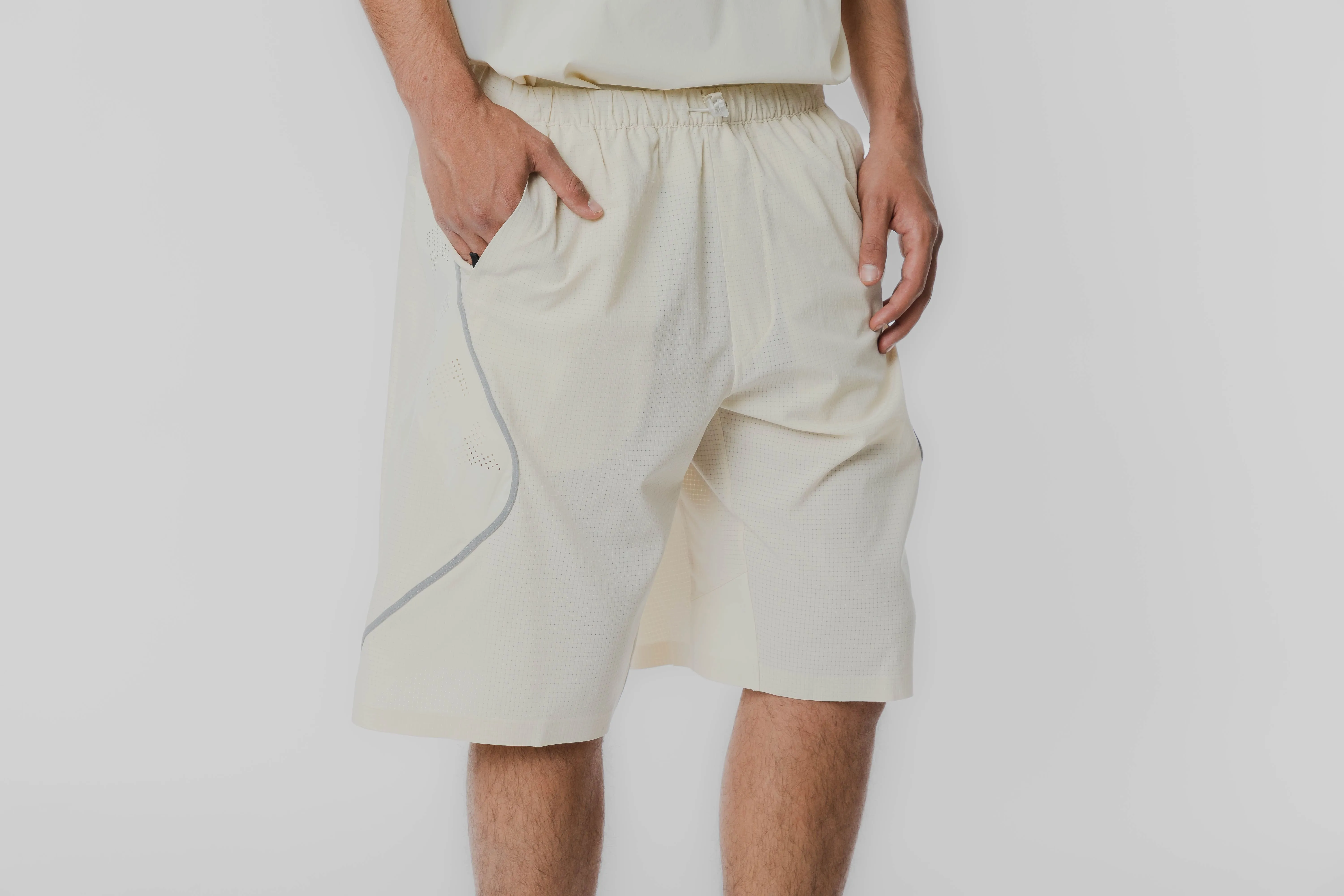 TearResistantPanels UVProtectiveLayer Oakley Latitude Flight Short