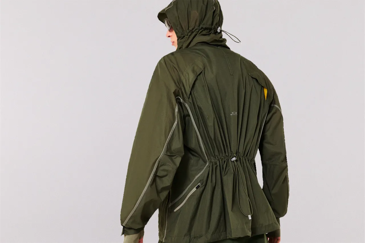 Oakley Latitude Flight Wind Jacket DoubleStitched Hemming