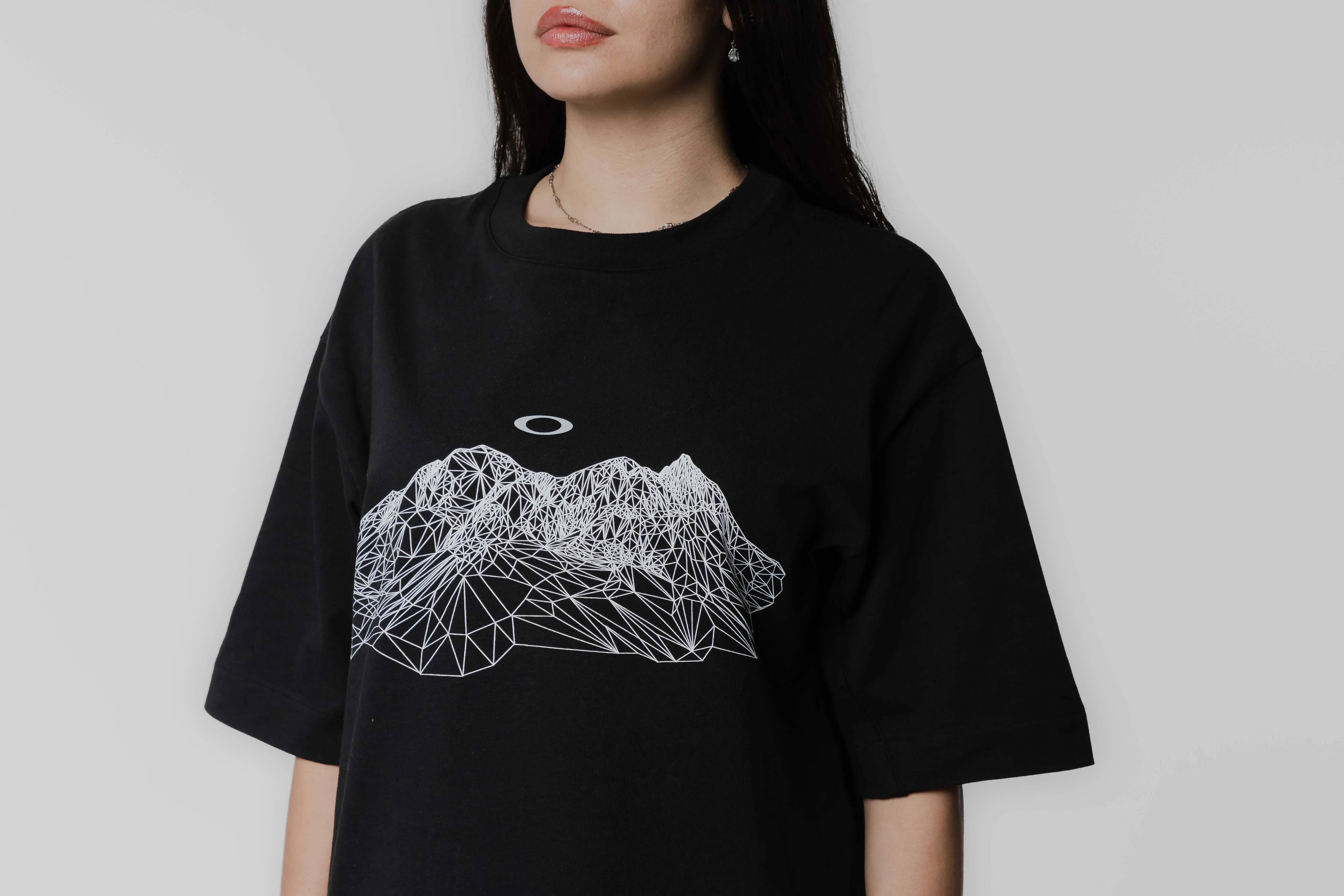 Oakley Wired MTN Scape Tee High Neckline Structure Silicone Print Detail