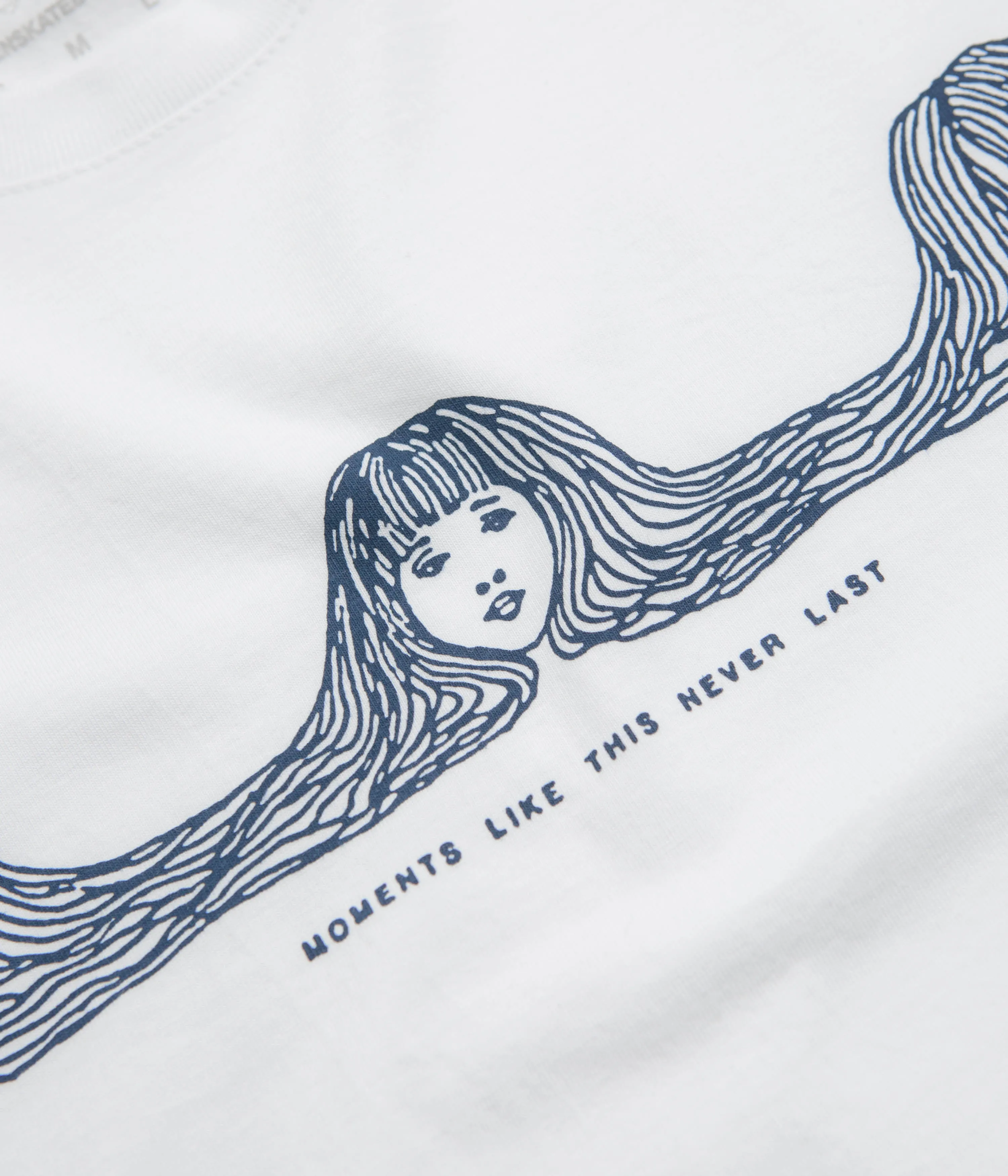 pub event Garden Moments T-Shirt - White