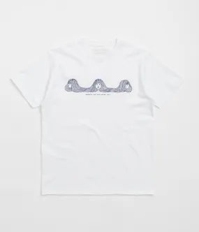 table tennis sweater silhouette Garden Moments T-Shirt - White