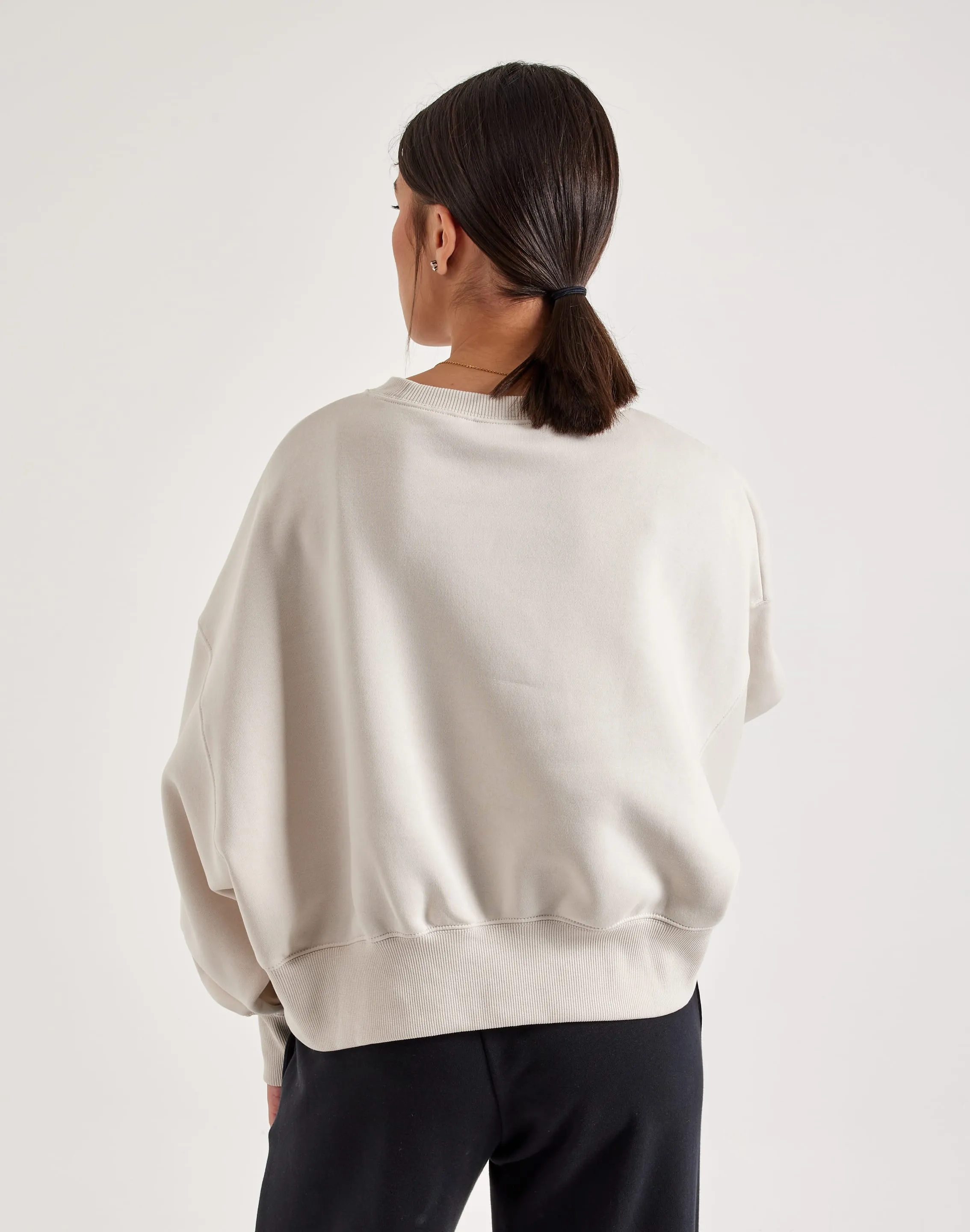 WindproofInterior HeatReflective Lining Nike Phoenix Fleece Over-Oversized Crewneck Sweatshirt