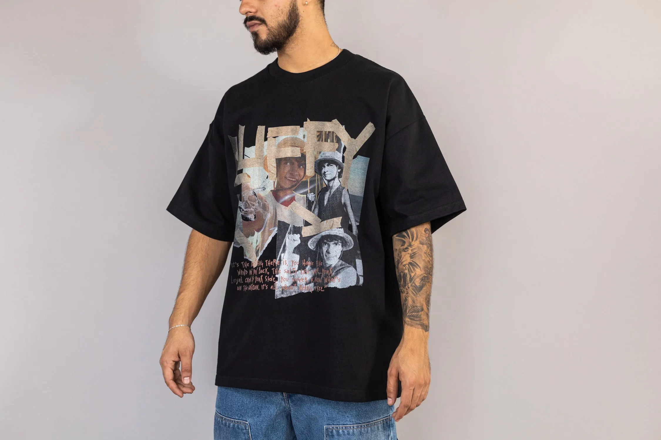 Ribbed Hem One Piece X Lust Luffy Tape Tee D3