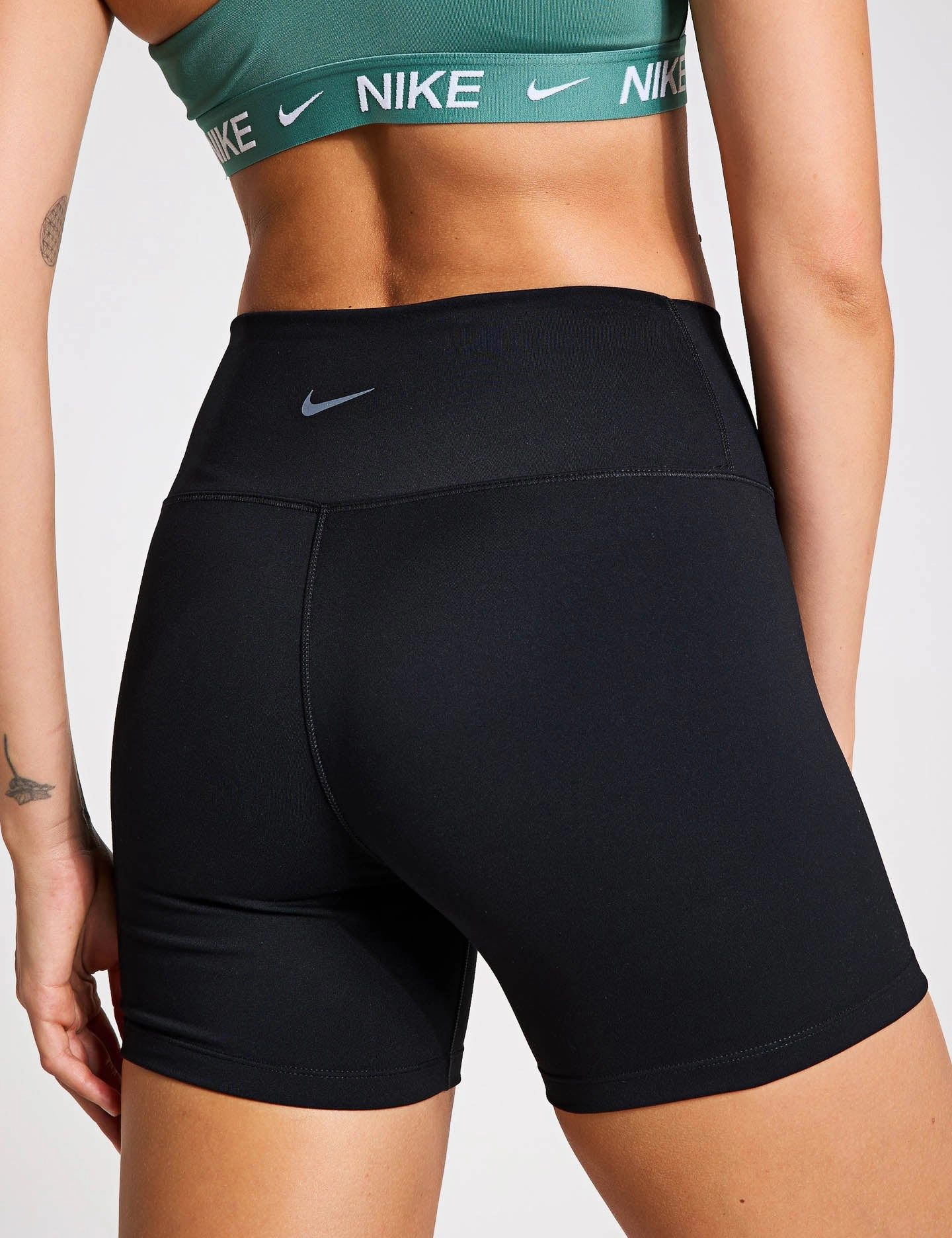 Blazer One High Waisted 5" Biker Shorts - Black