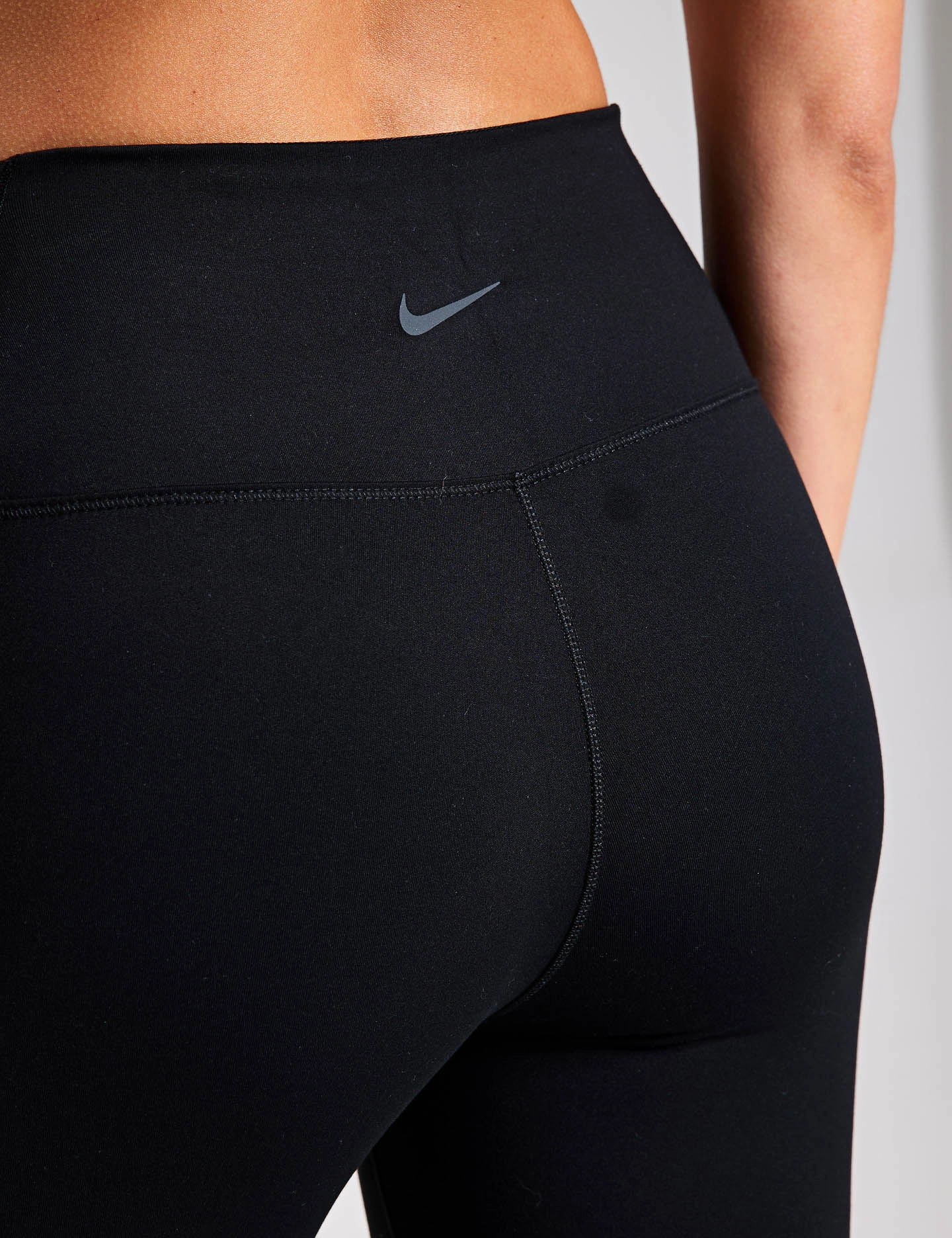 One High Waisted 7/8 Leggings with Pockets - Black Move Free