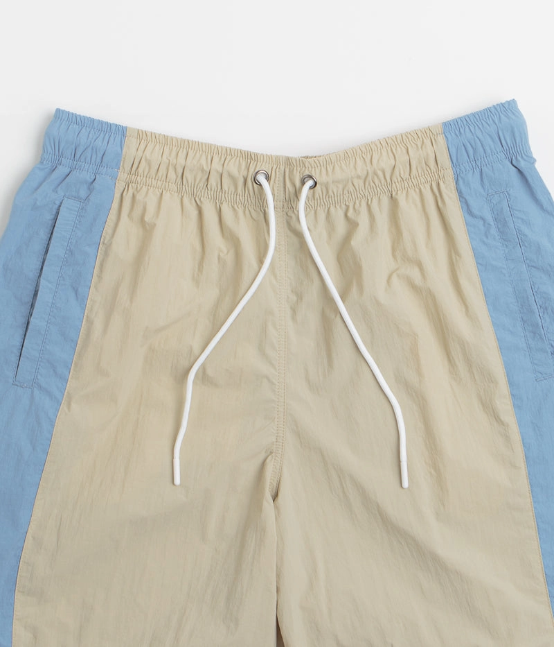 Parlez Copa Shorts - Azure Warm Layers floral shorts