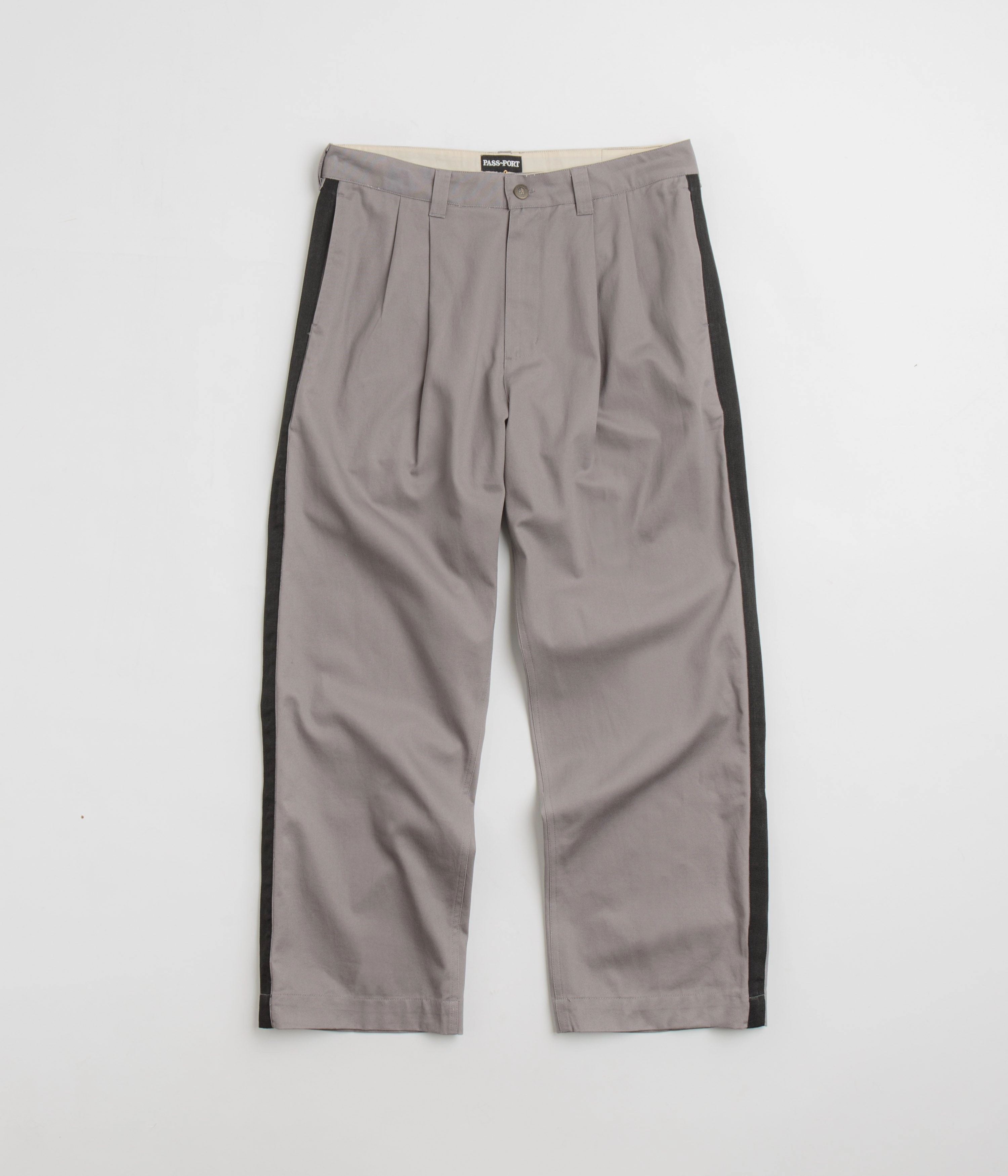 Form Fitting Flat Lock Seams Pass Port Leagues Club Striped Pants - Grey / Black