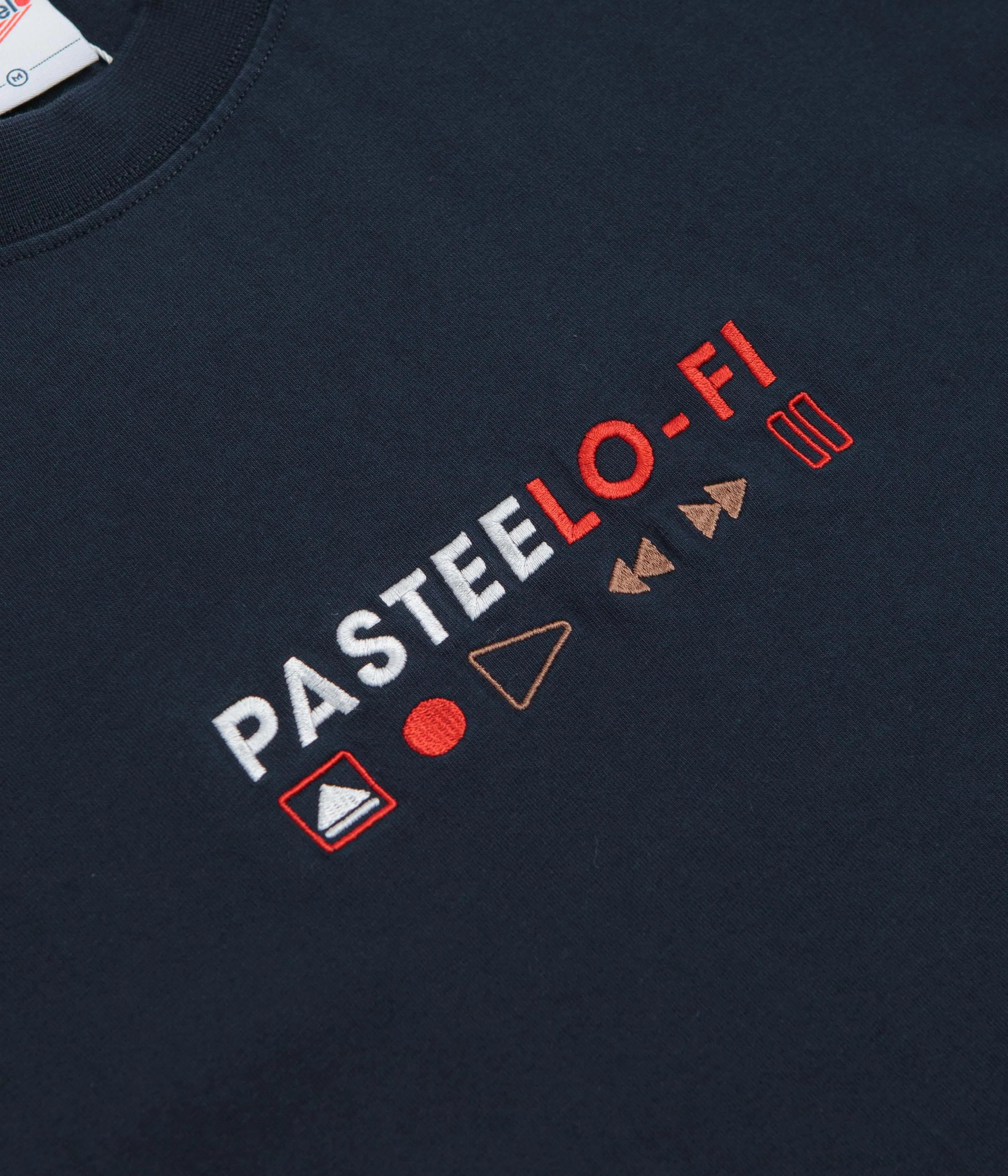 bar golfing venue Pasteelo Lo-Fi T-Shirt - Midnight