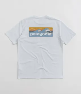 Patagonia Boardshort Logo Pocket Responsibili-Tee T-Shirt - White short hem Patterned
