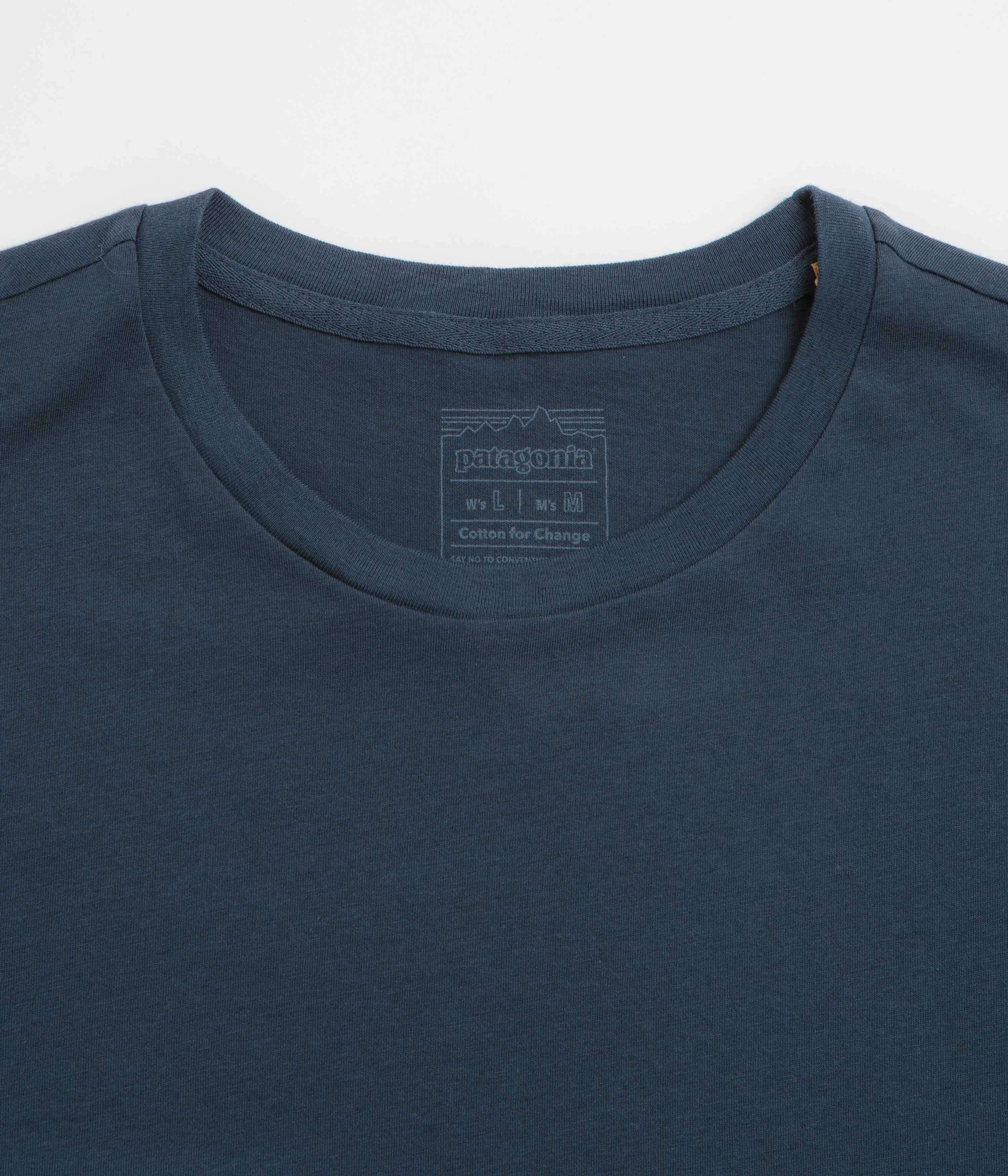 Patagonia Daily T-Shirt - New Navy cycling outfit