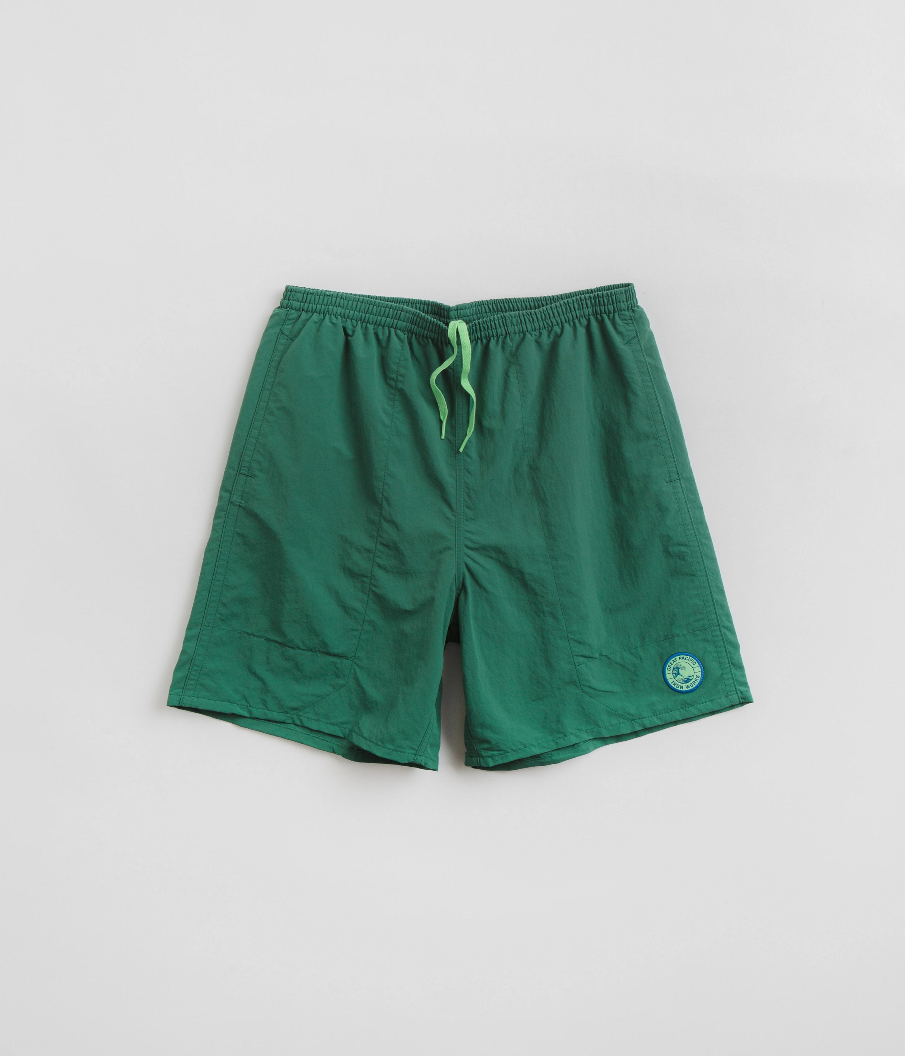 Patagonia Baggies Longs 7" Shorts - GPIW Crest: Conifer Green TaglessLabeling raincoat