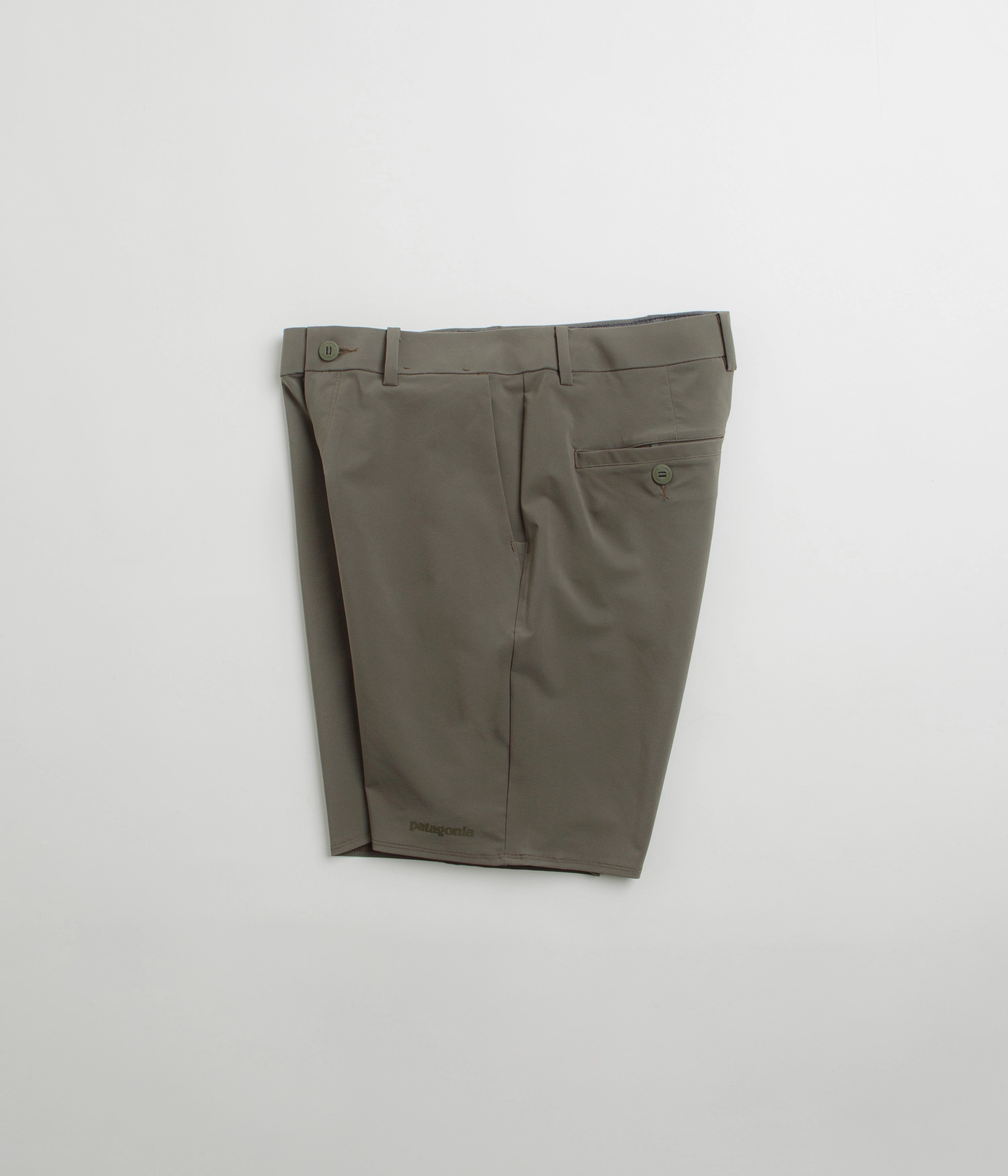 Yoga wear Patagonia Hydropeak Hybrid Walk 18" Shorts - Basin Green