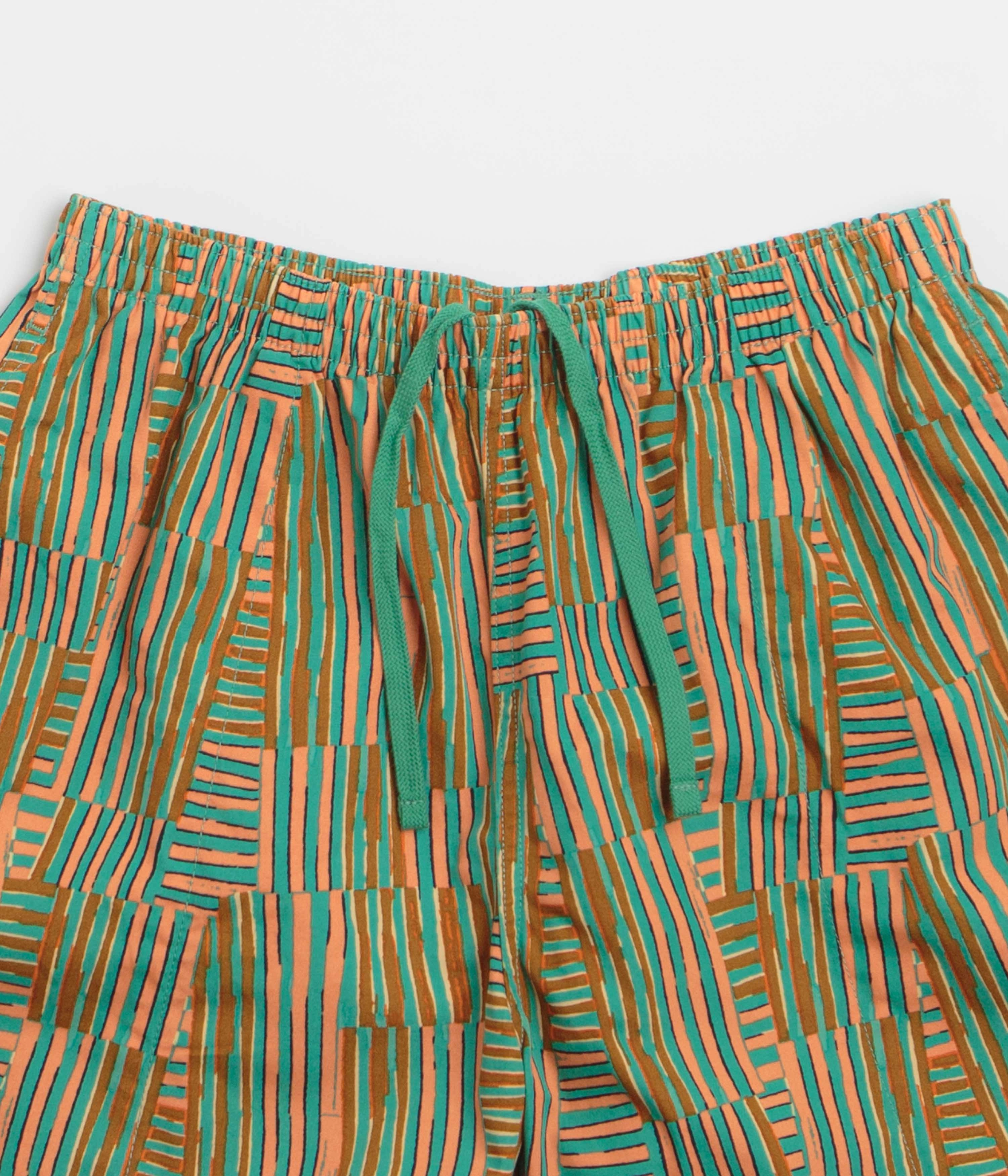 Patagonia Womens Funhoggers Shorts - Quilty Fitz: Heartleaf Green hypoallergenic Semi-formal