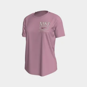 Royal Mode Nike Womens Sportswear Club Essentials Tee Pink