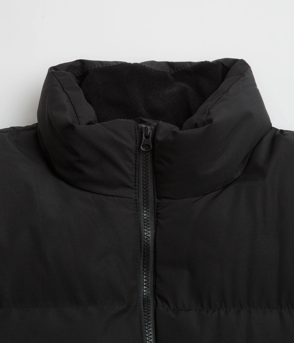 Poetic Collective Puffer Jacket - Black / White Packable design