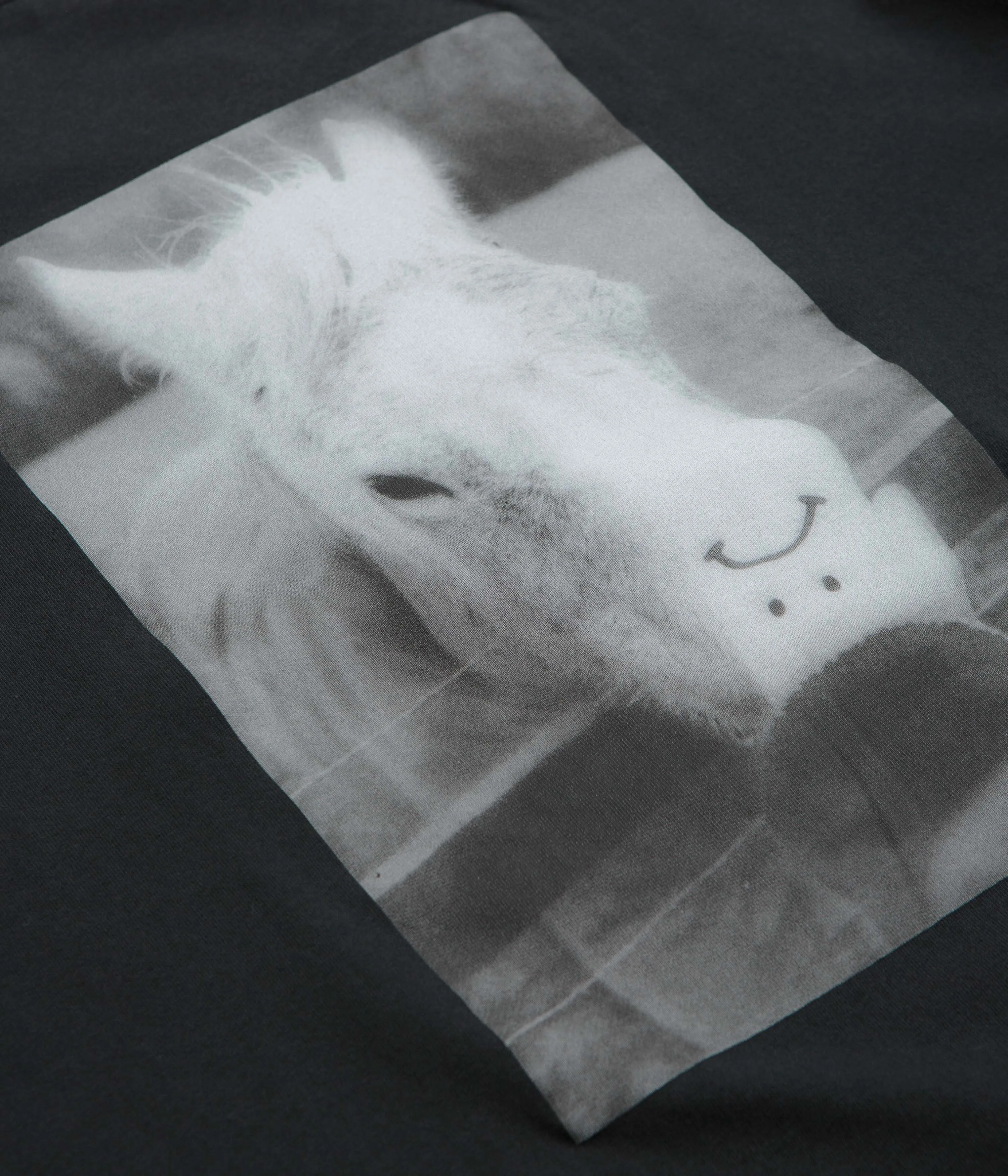 Retro Style Polar Horse Hand T-Shirt - Silver Black